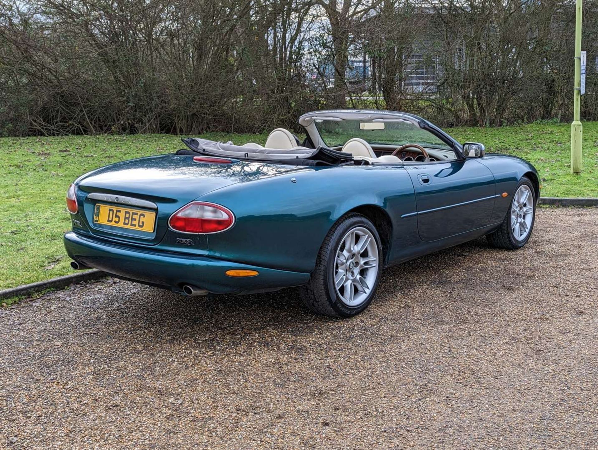 1997 JAGUAR XK8 4.0 CONVERTIBLE AUTO - Image 7 of 30