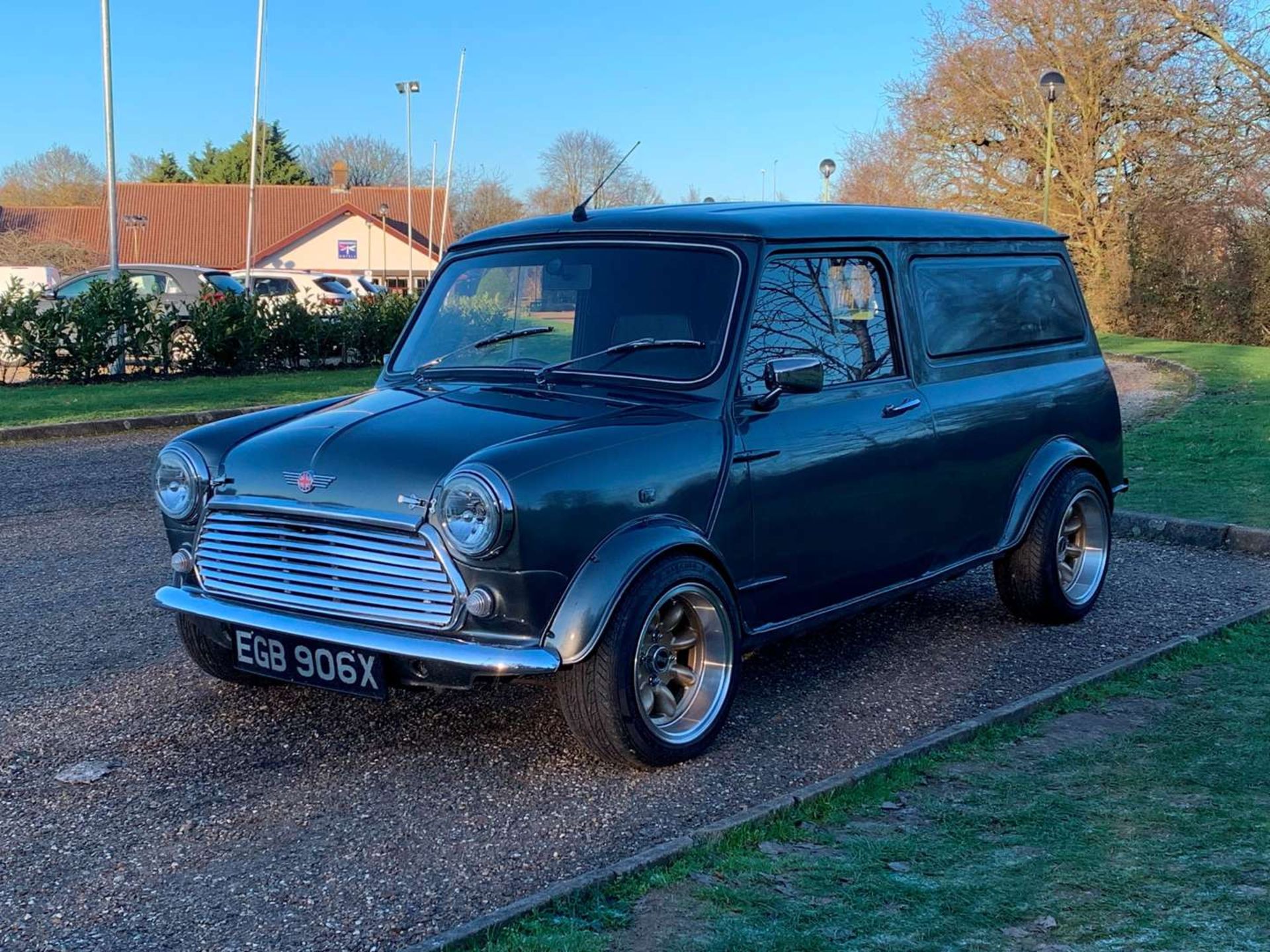 1981 AUSTIN MORRIS MINI 95L VAN - Image 3 of 27