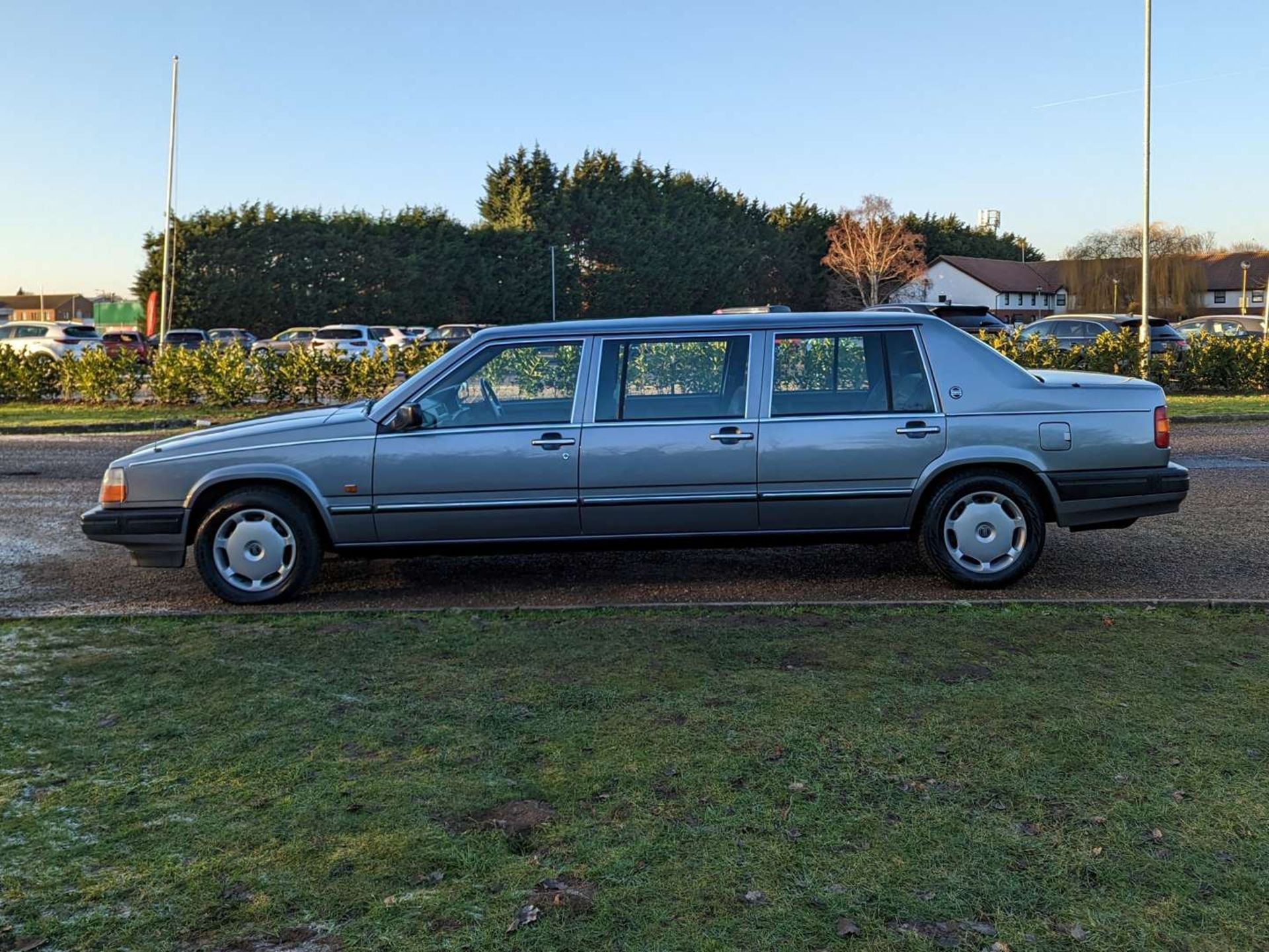 1993 VOLVO 940 WENTWORTH AUTO LIMO - Image 4 of 30