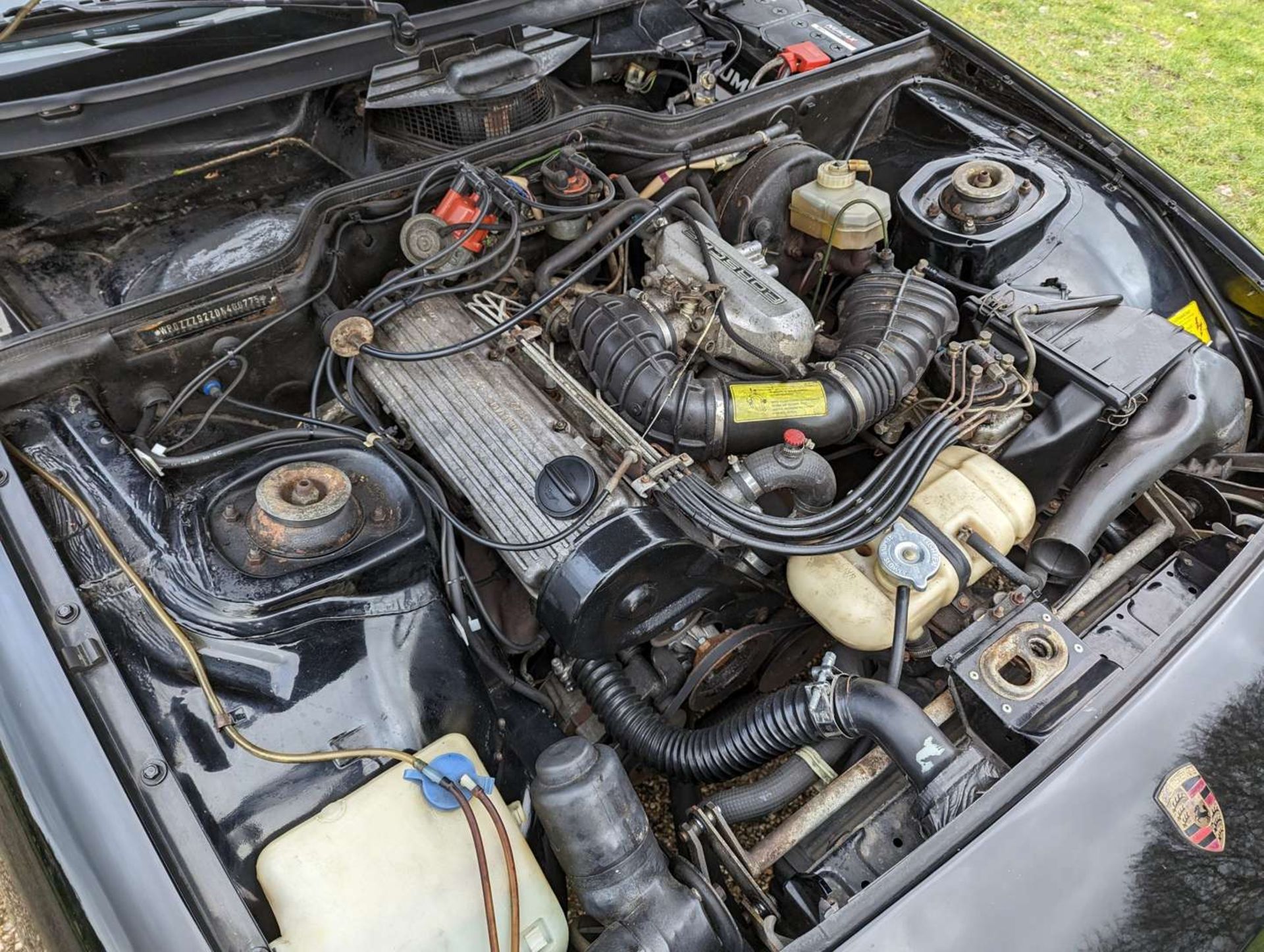 1982 PORSCHE 924 - Image 24 of 30