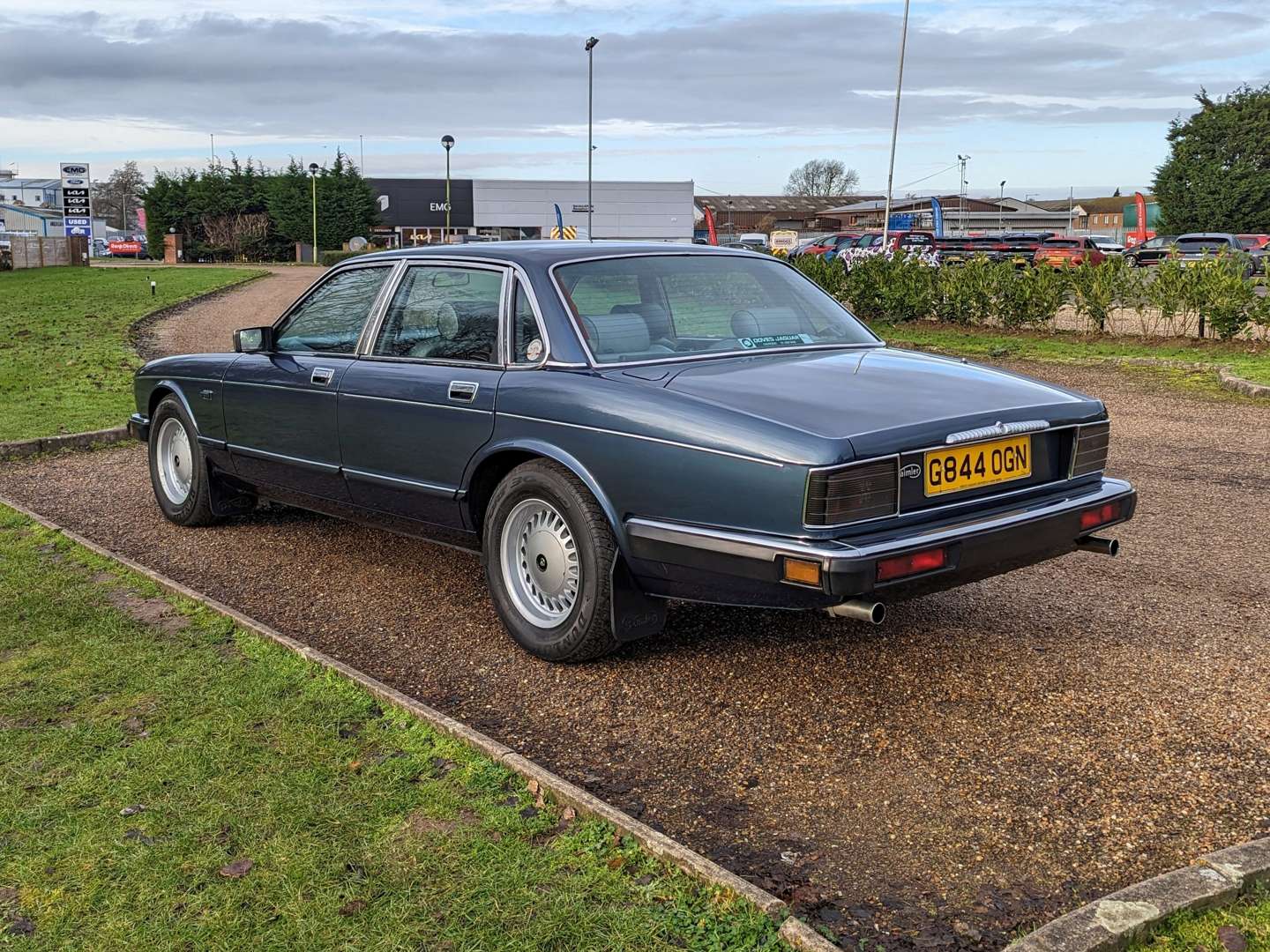 1990 DAIMLER 4.0 AUTO - Image 5 of 30