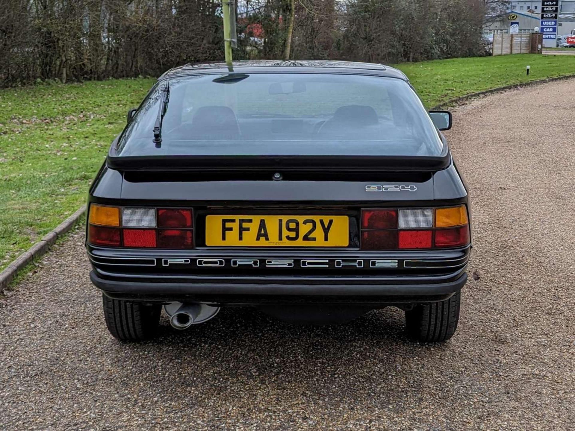 1982 PORSCHE 924 - Image 6 of 30