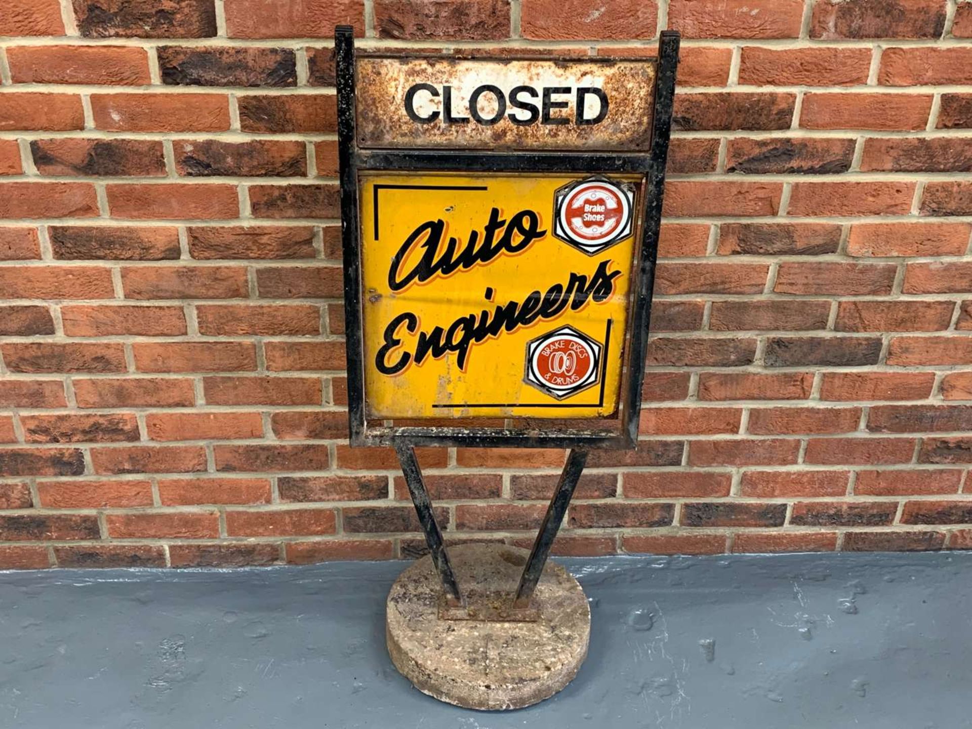 Auto Engineers Open/Closed Forecourt Sign