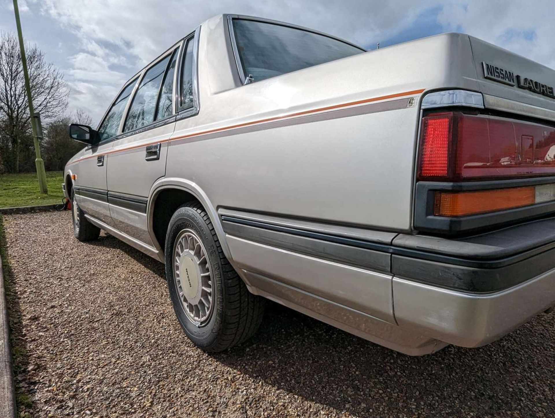 1987 NISSAN LAUREL 2.4 SGL&nbsp; - Image 21 of 30