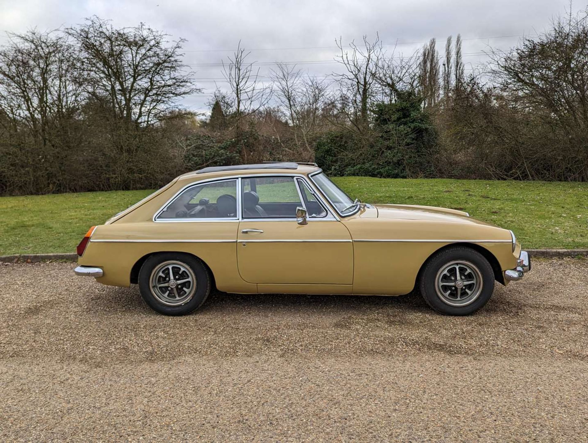 1972 MG B GT AUTO - Image 8 of 30