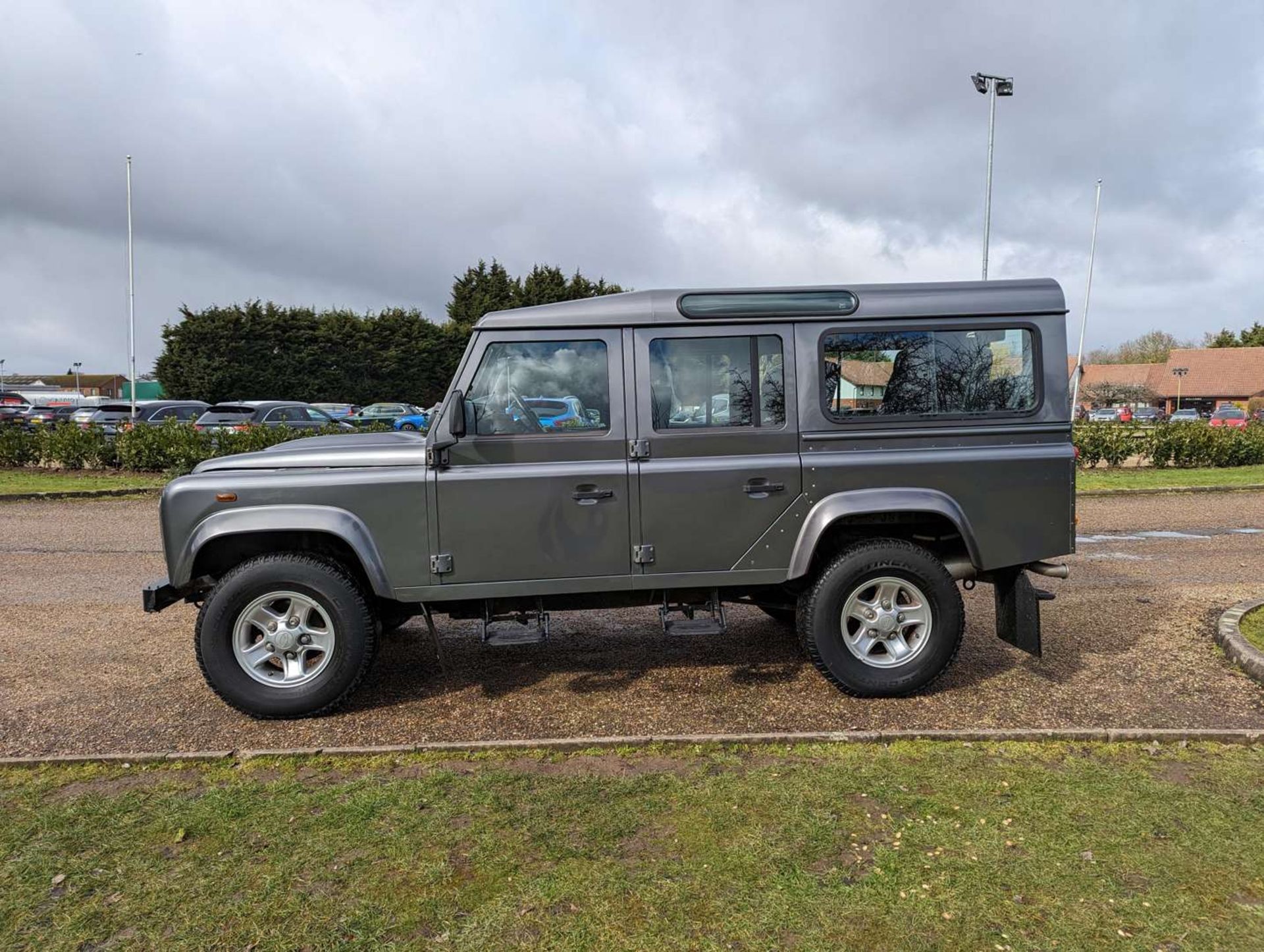 2014 LAND ROVER DEFENDER 110 COUNTY TD - Image 4 of 30