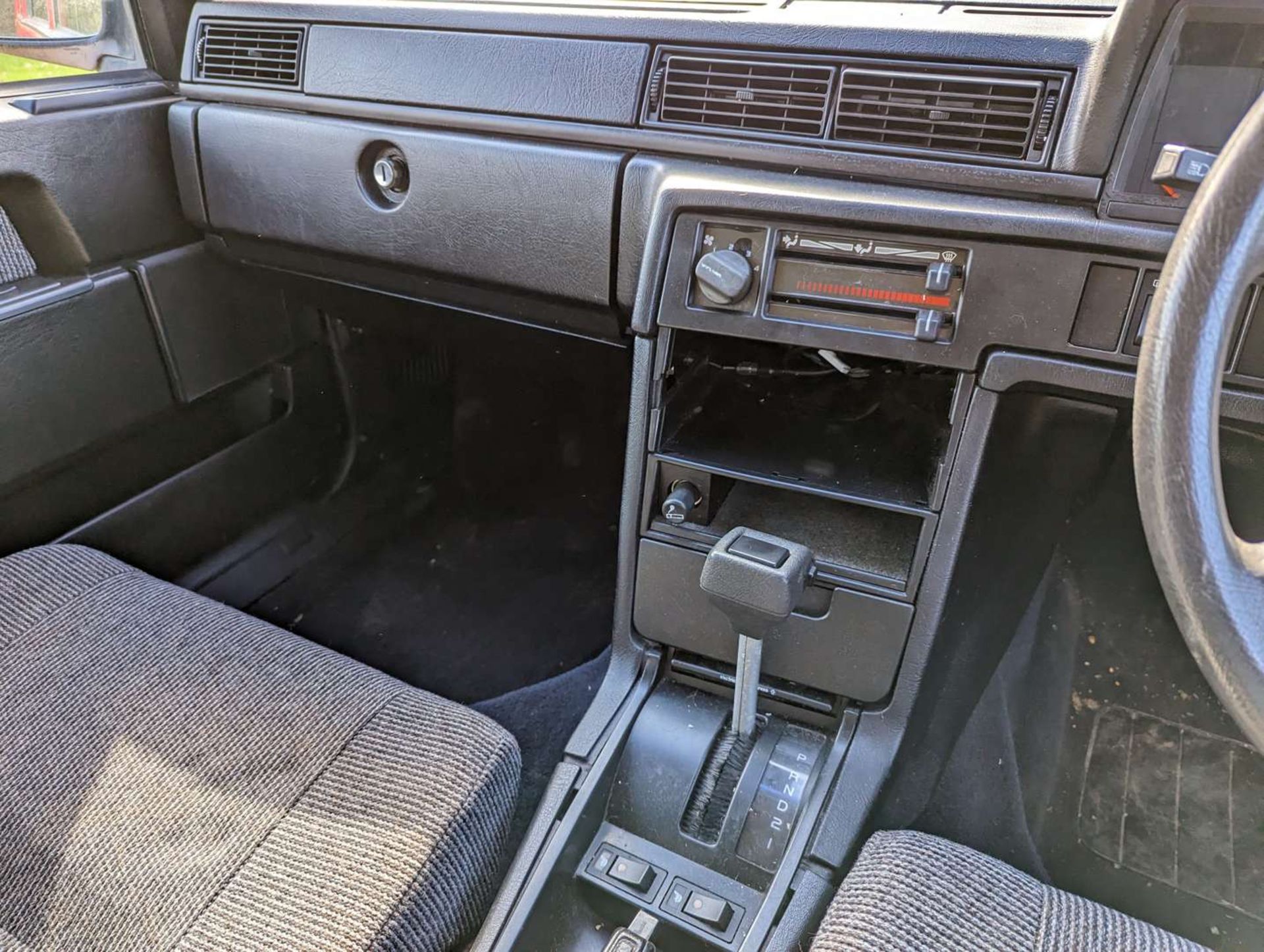 1990 VOLVO 740 GL AUTO ESTATE&nbsp; - Image 20 of 30