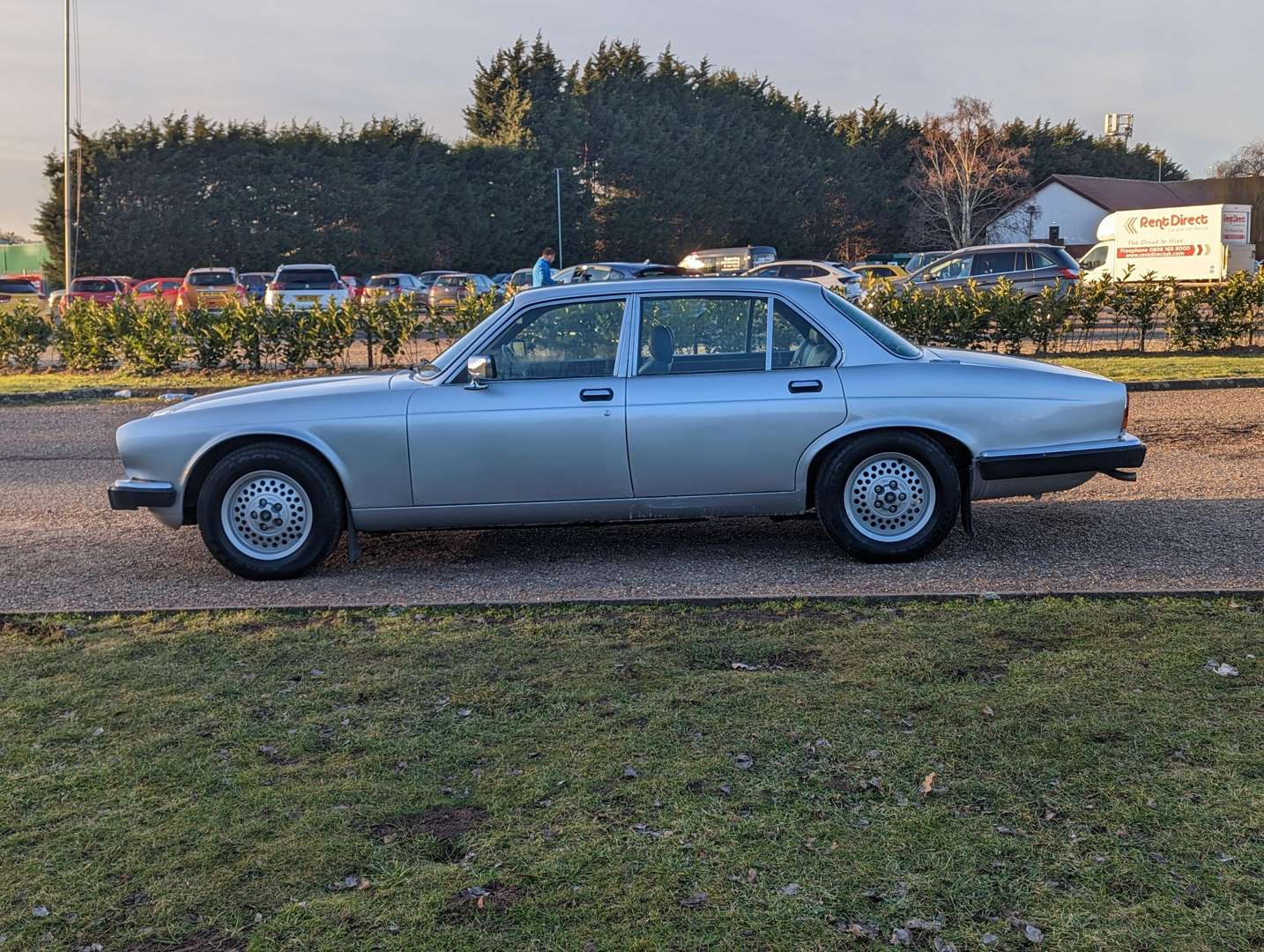 1985 JAGUAR SOVEREIGN 5.3 V12 HE AUTO SERIES III - Image 4 of 30