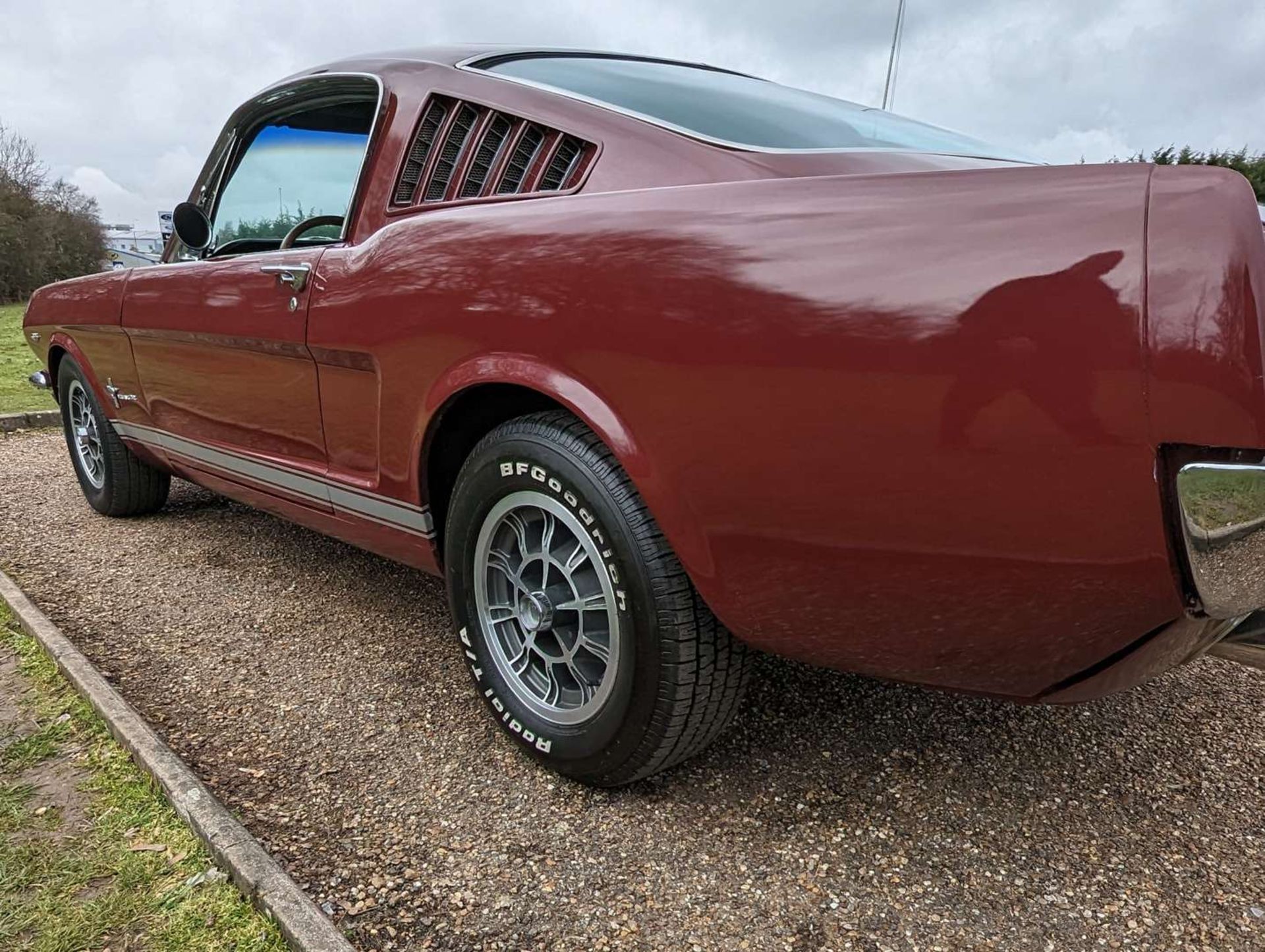 1965 FORD MUSTANG 5.0 V8 FASTBACK AUTO LHD - Image 21 of 30
