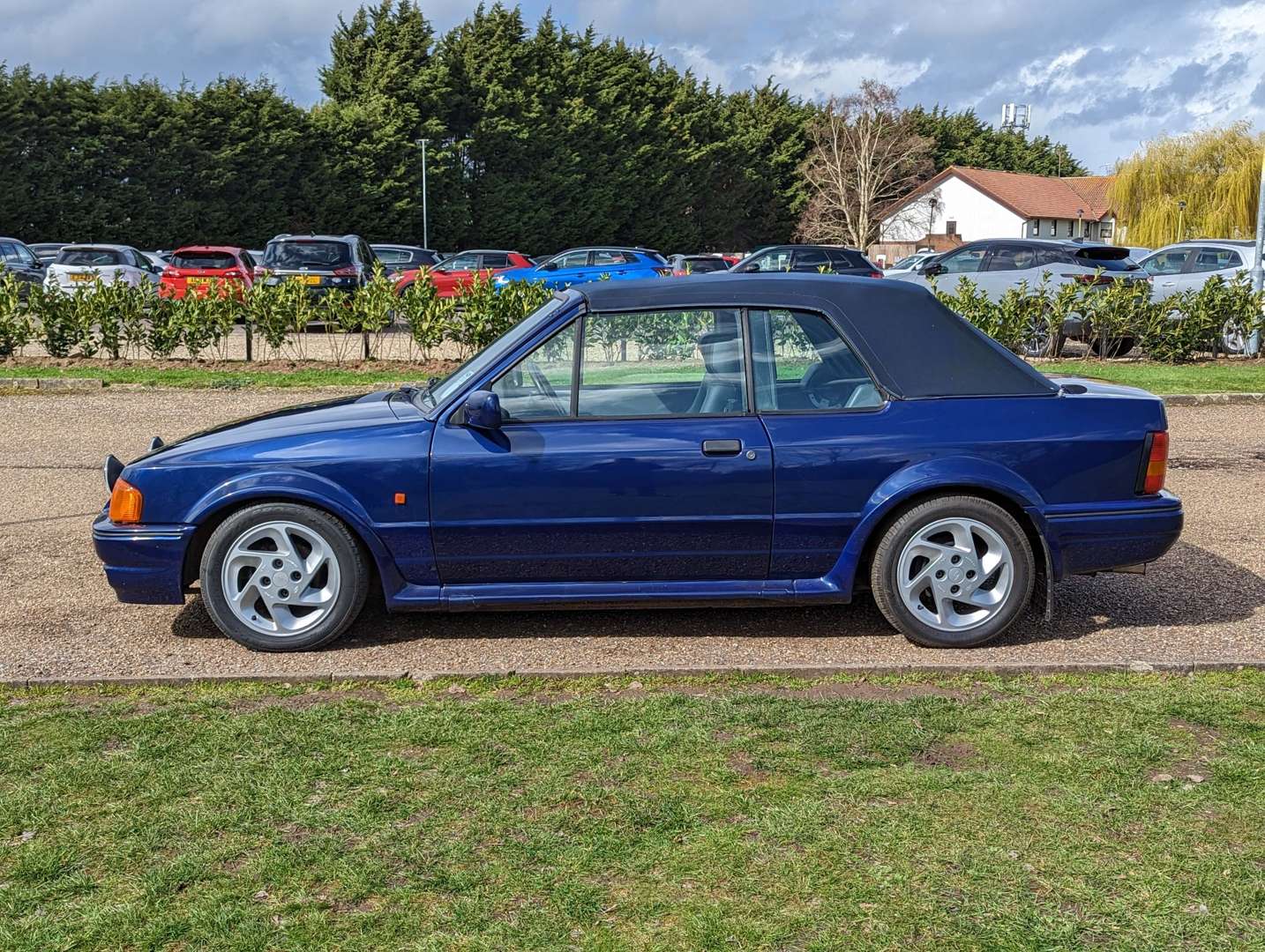 1990 FORD ESCORT XR3I CONVERTIBLE SE500 - Image 4 of 29
