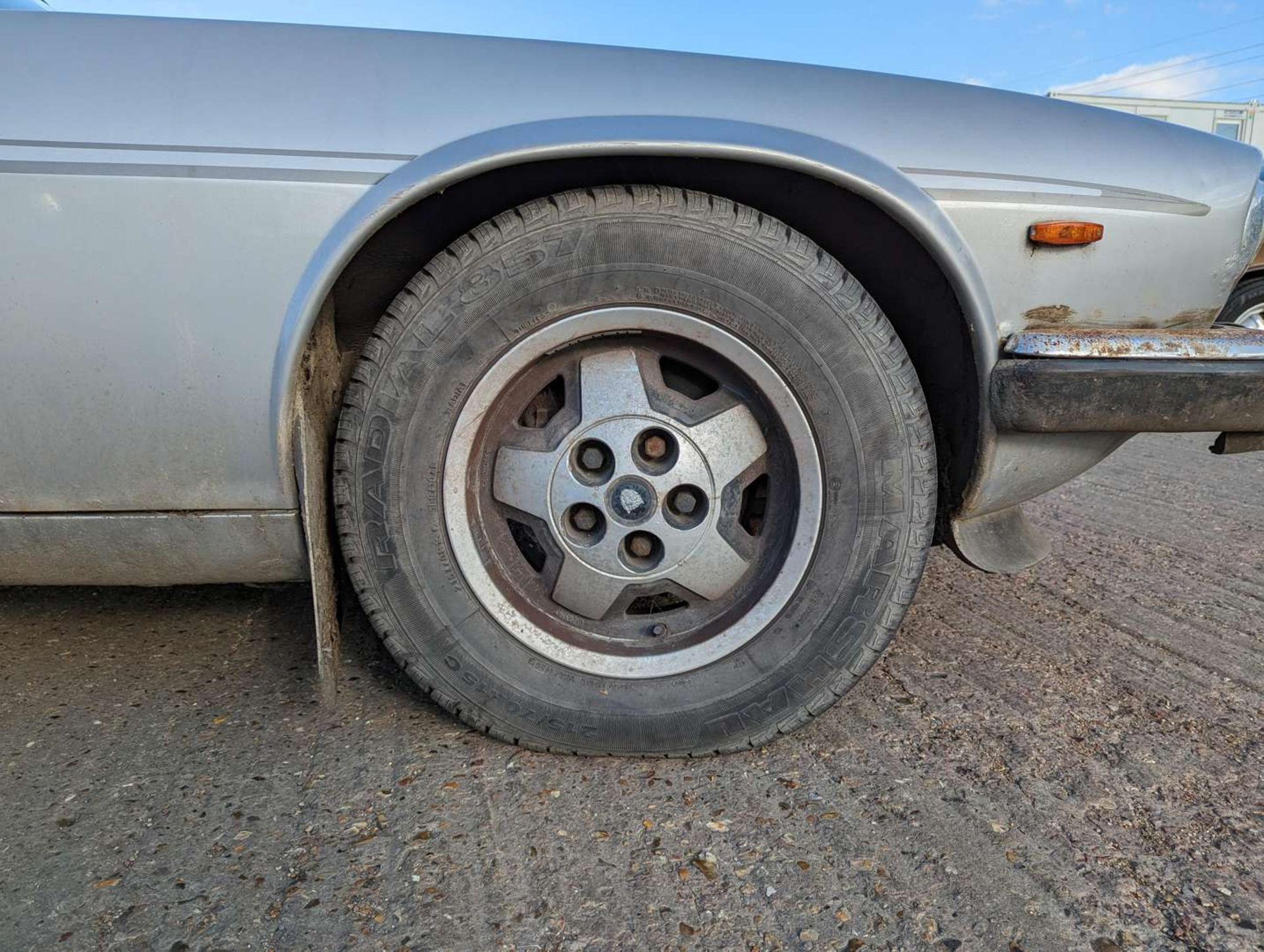 1982 JAGUAR XJS 5.3 V12 HE AUTO - Image 16 of 30