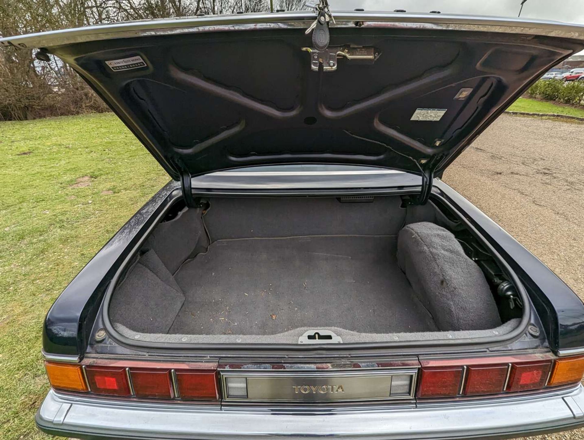 1990 TOYOTA CENTURY 4.0 AUTO&nbsp; - Image 16 of 30