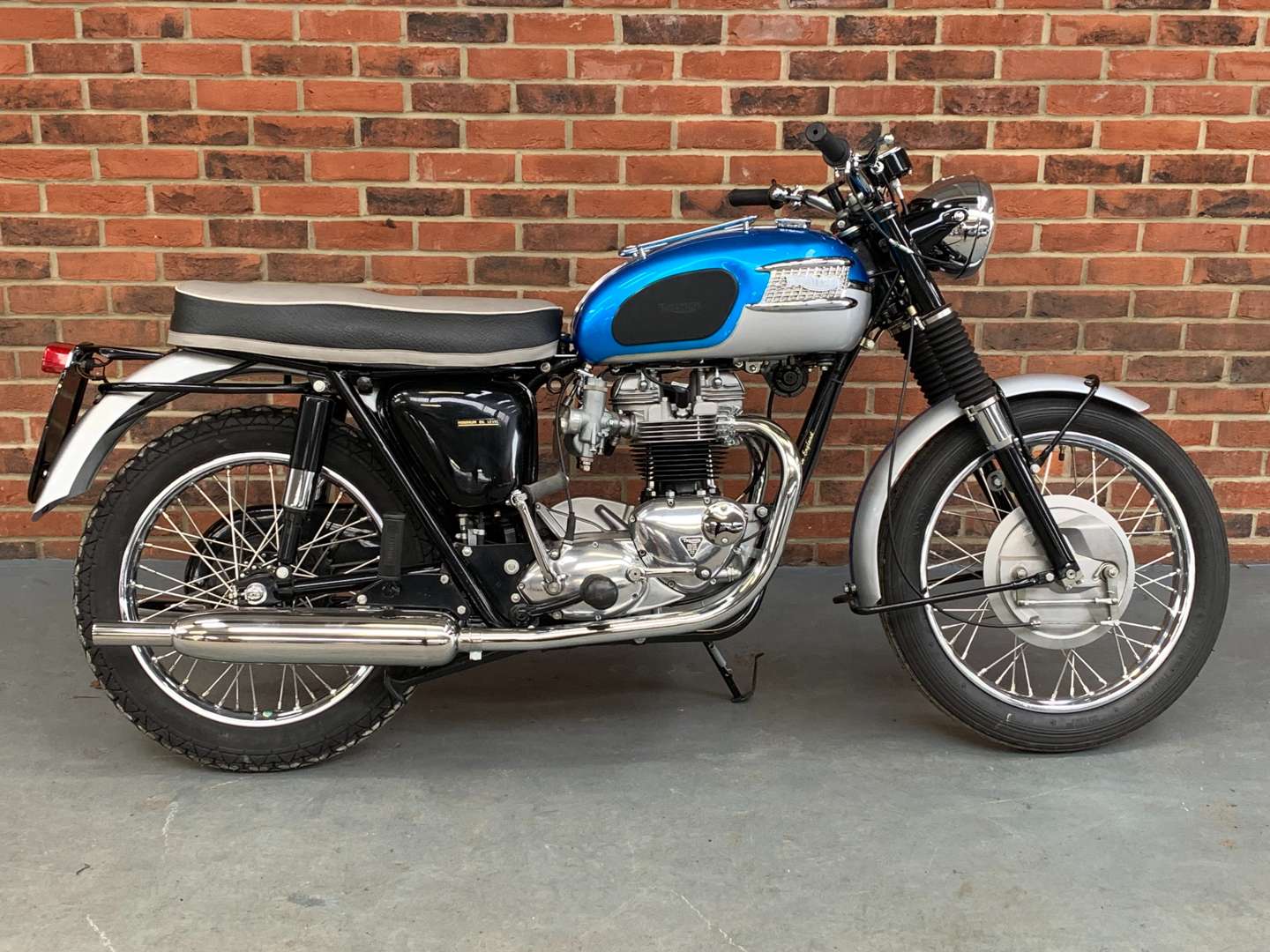 1965 TRIUMPH BONNEVILLE 650CC