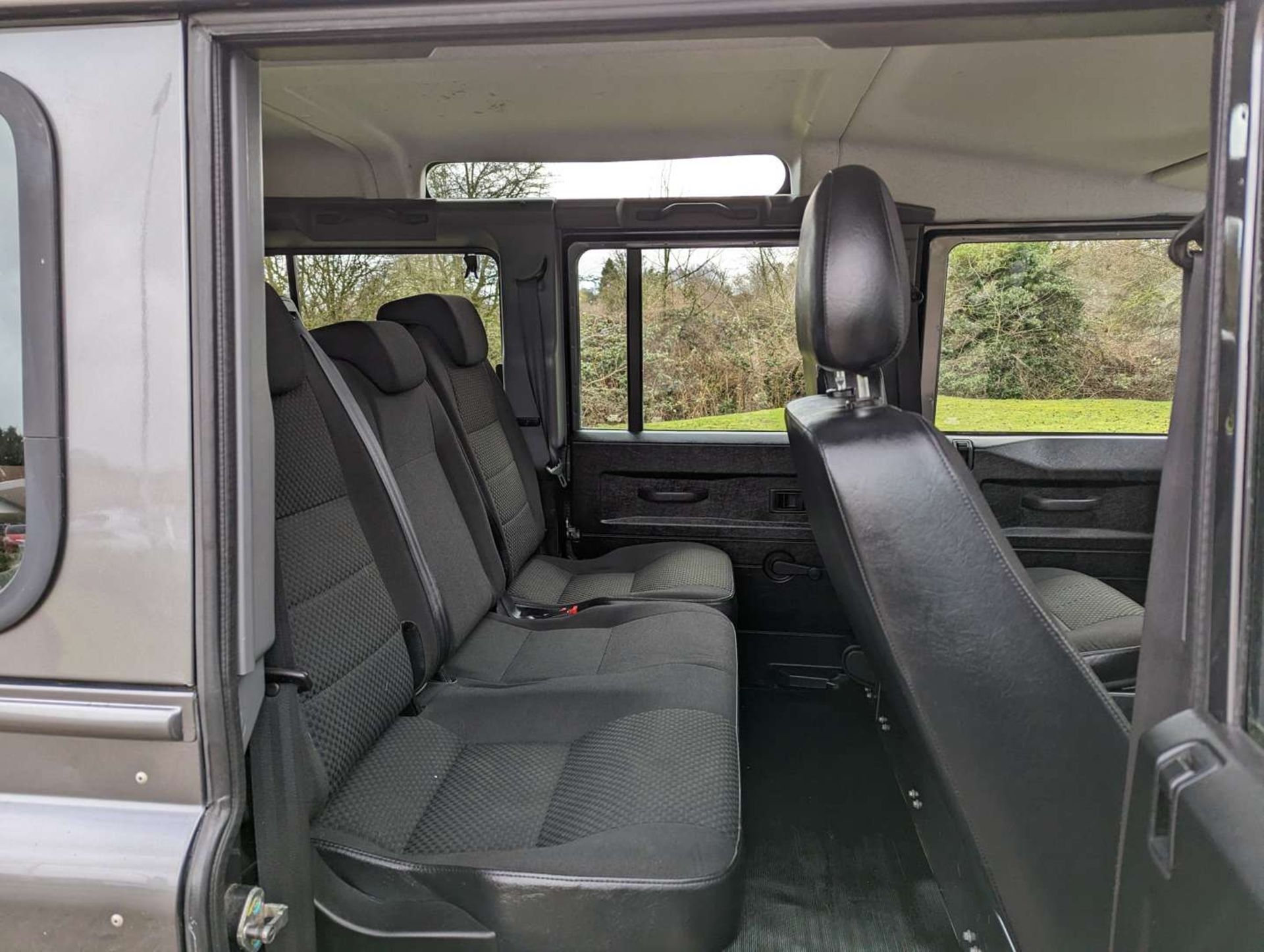 2014 LAND ROVER DEFENDER 110 COUNTY TD - Image 22 of 30