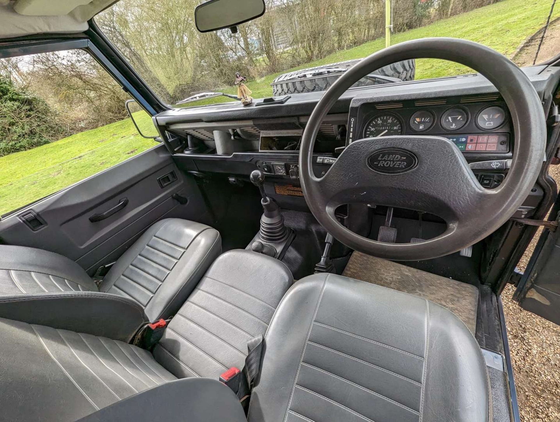 1993 LAND ROVER 90 DEFENDER TDi - Image 17 of 30