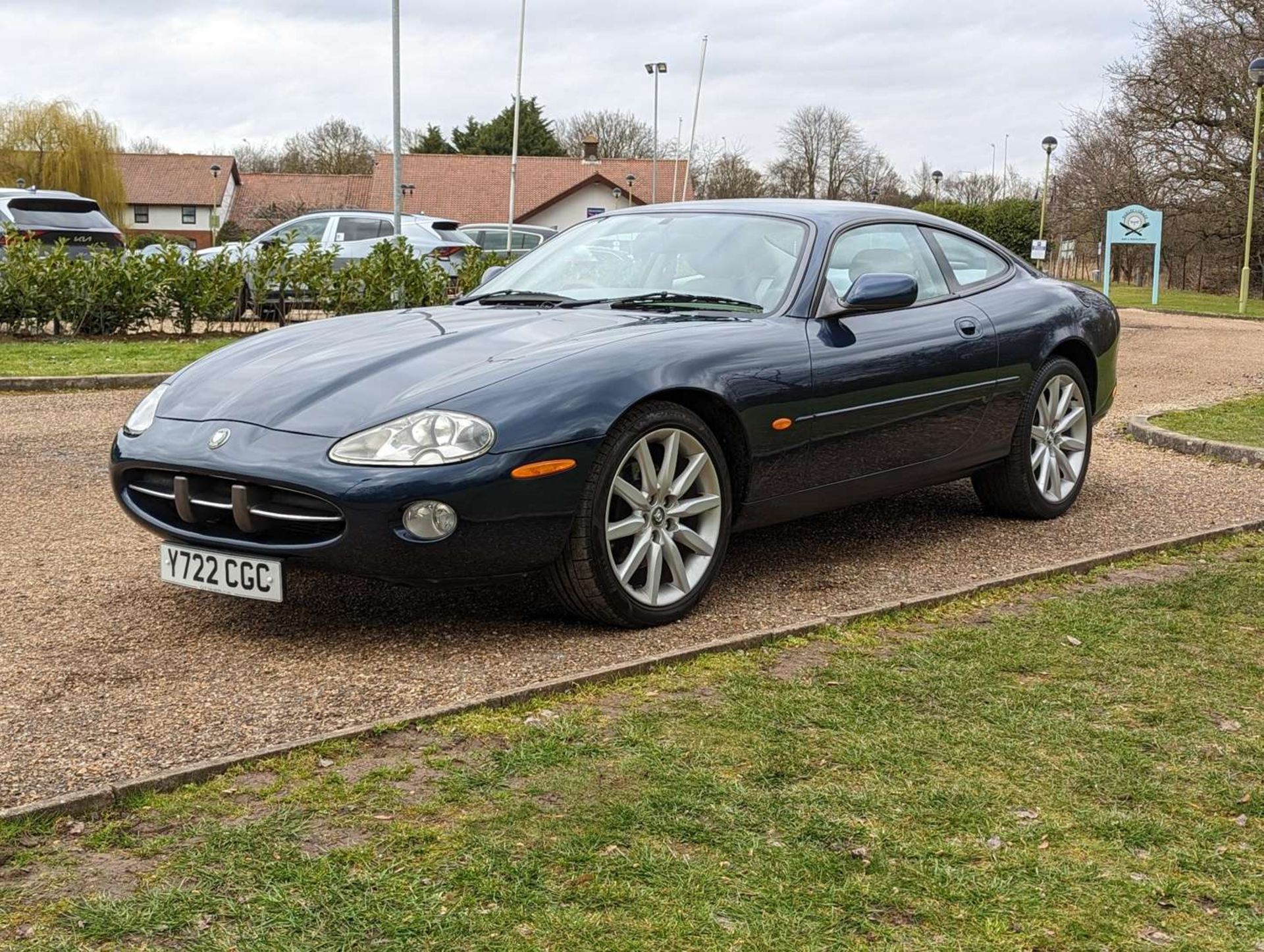 2001 JAGUAR XK8 4.0 COUPE AUTO - Image 3 of 30