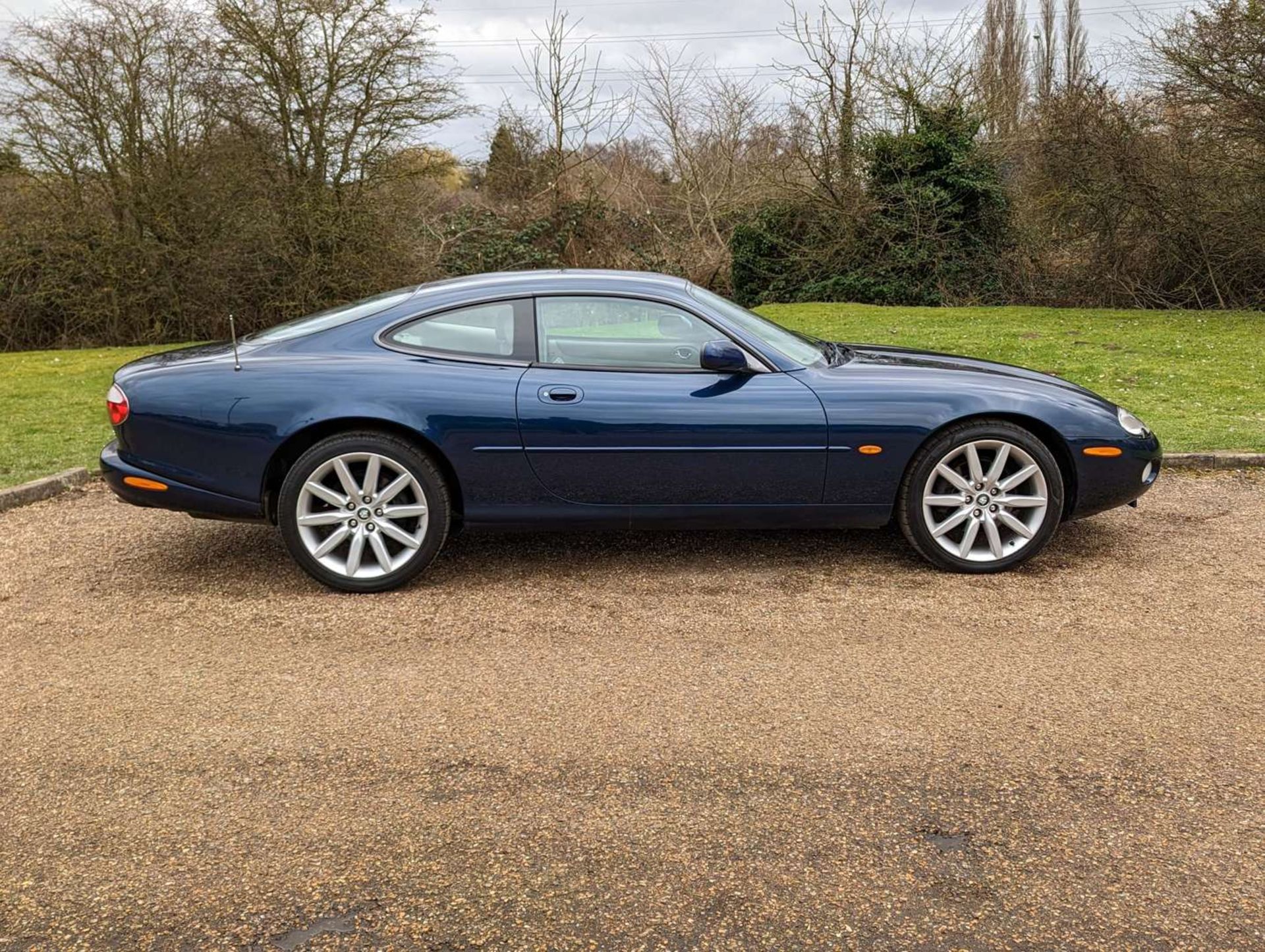 2001 JAGUAR XK8 4.0 COUPE AUTO - Image 8 of 30