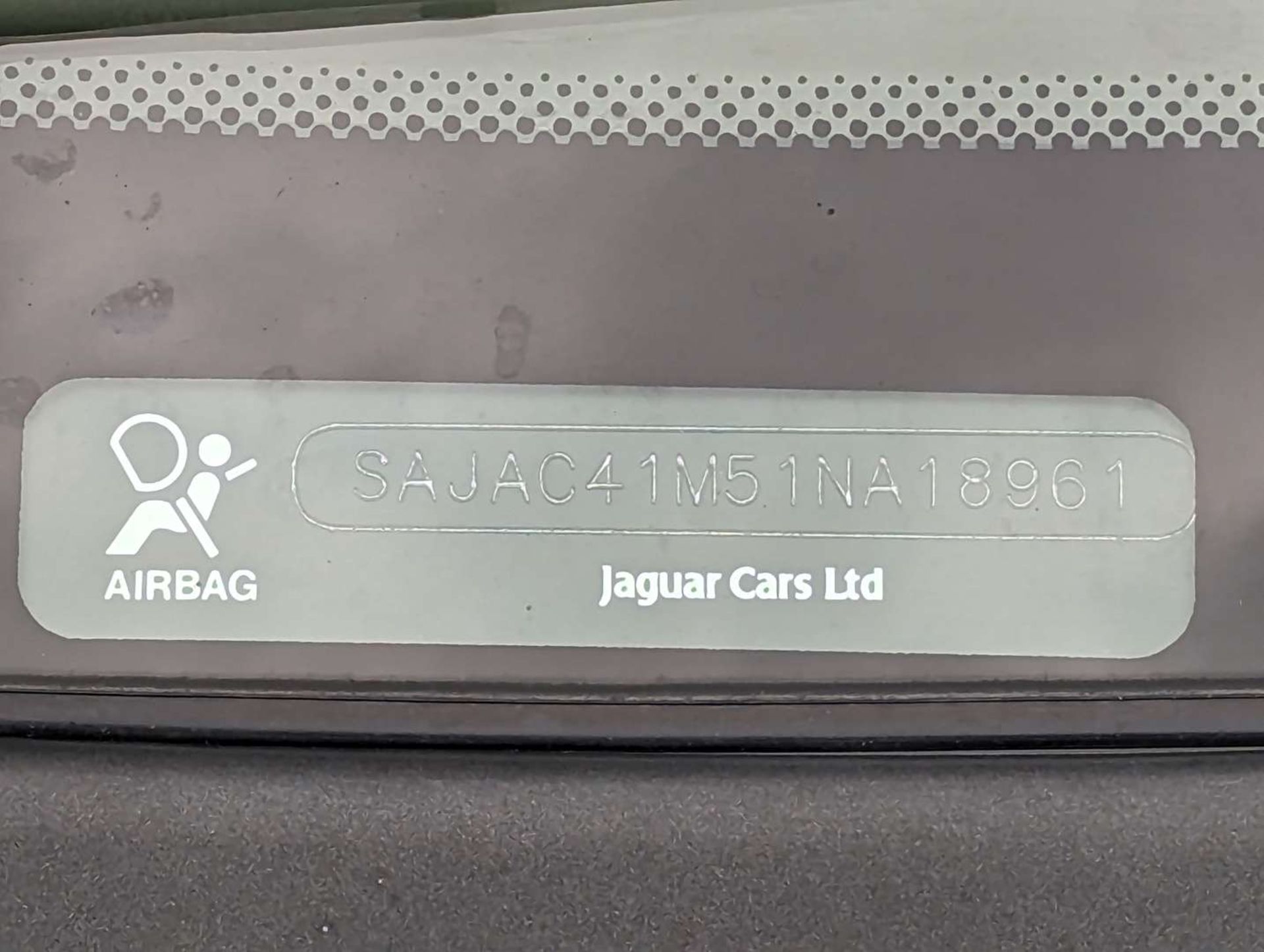 2001 JAGUAR XK8 4.0 COUPE AUTO - Image 21 of 30