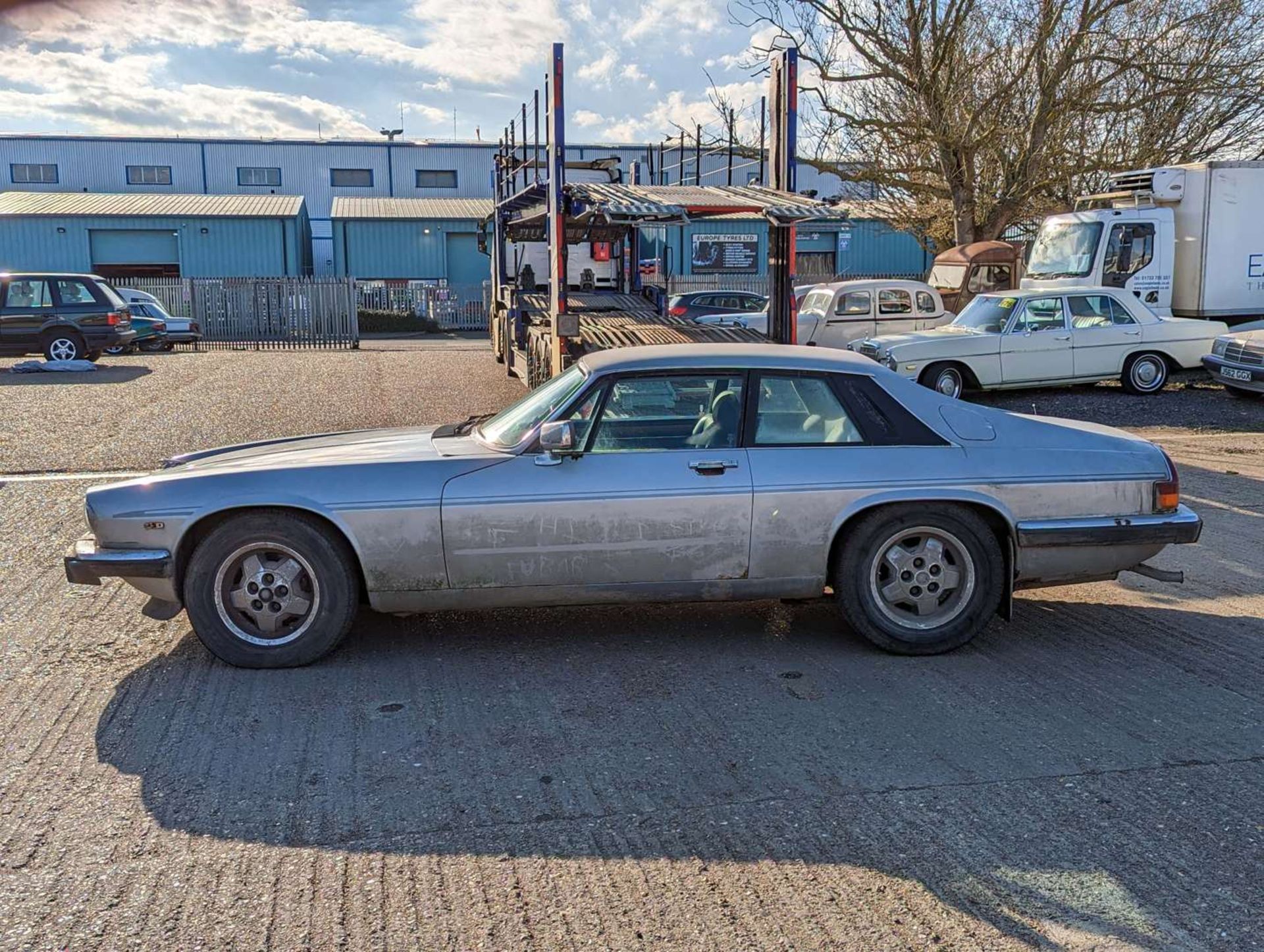 1982 JAGUAR XJS 5.3 V12 HE AUTO - Image 4 of 30