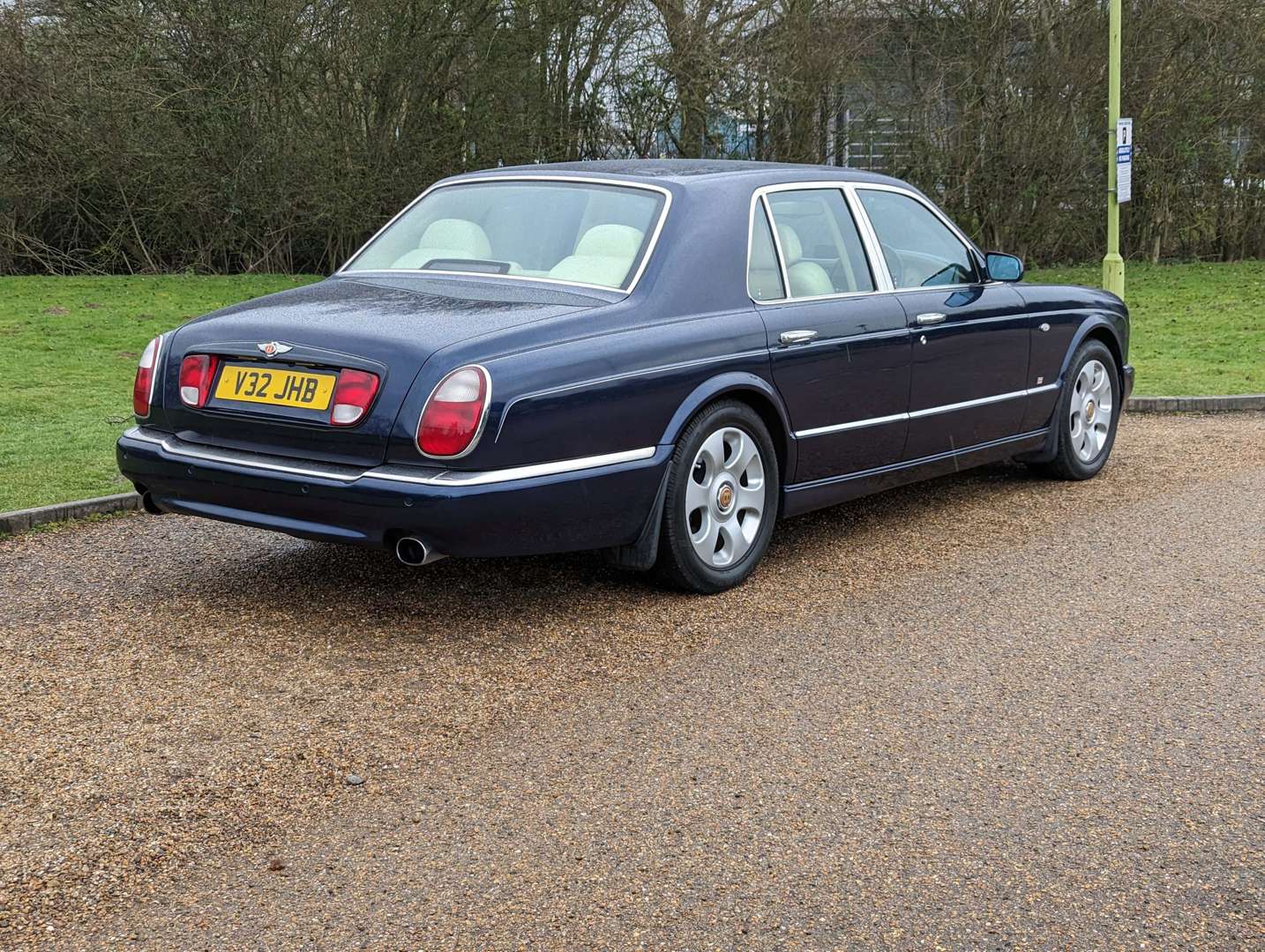 2000 BENTLEY ARNAGE RED LABEL AUTO - Image 7 of 28