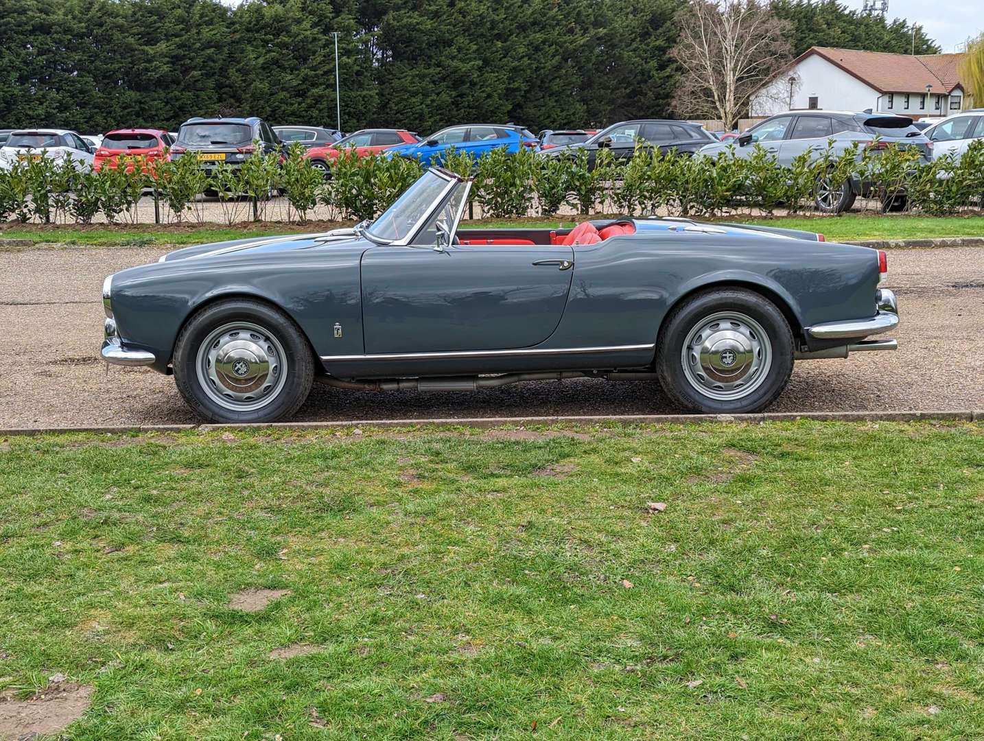 1960 ALFA ROMEO GIULIETTA SPIDER VELOCE LHD - Image 4 of 27