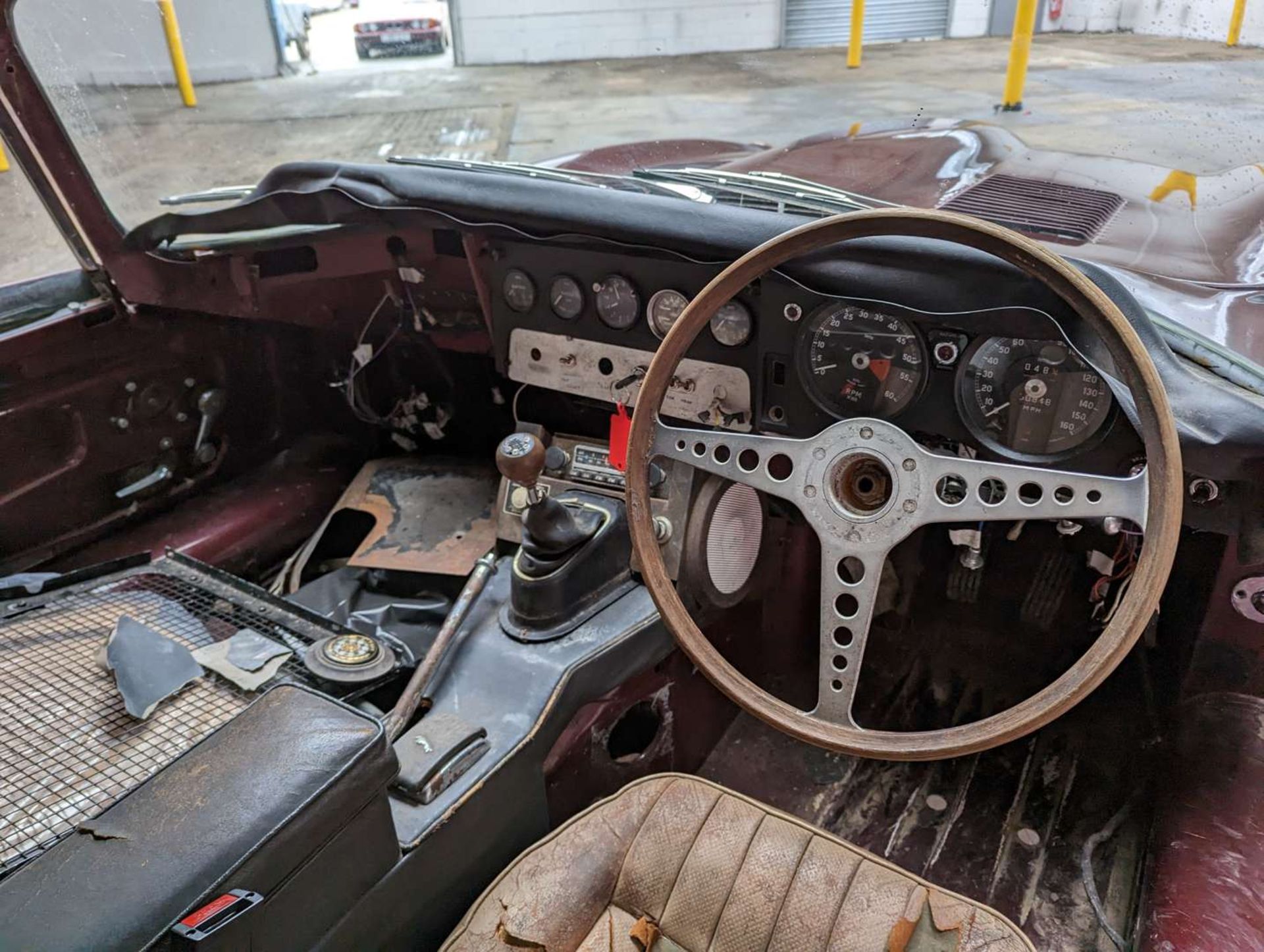 1968 JAGUAR E-TYPE 4.2 FHC SERIES II&nbsp; - Image 15 of 21