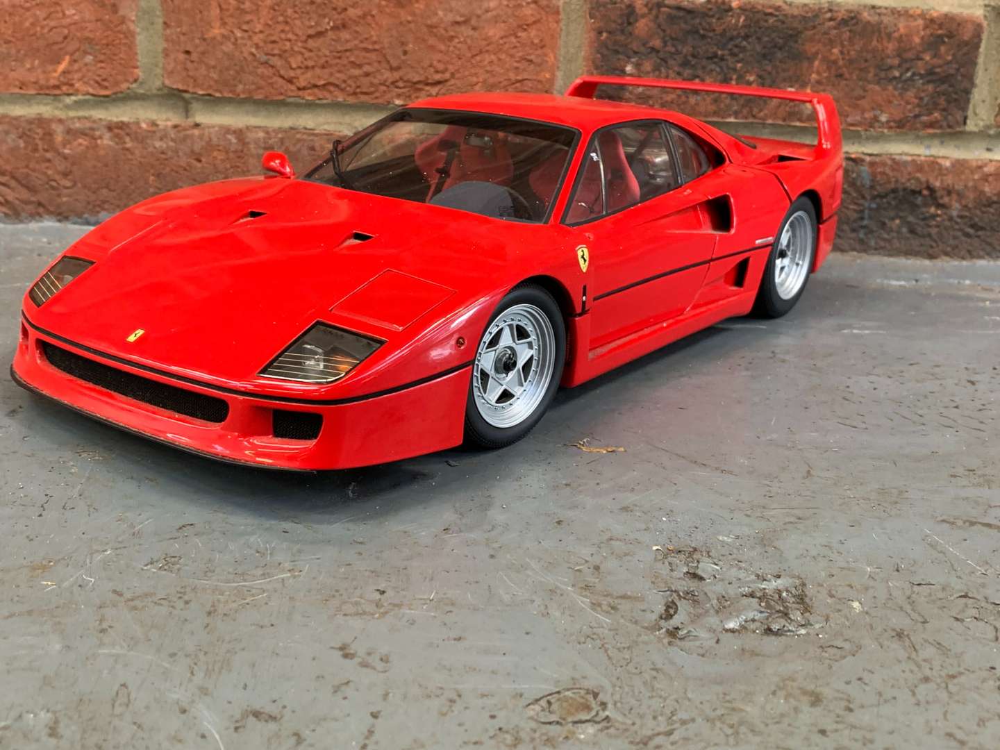 Kyosho Die Cast F40 1:12 Scale Model - Image 3 of 8