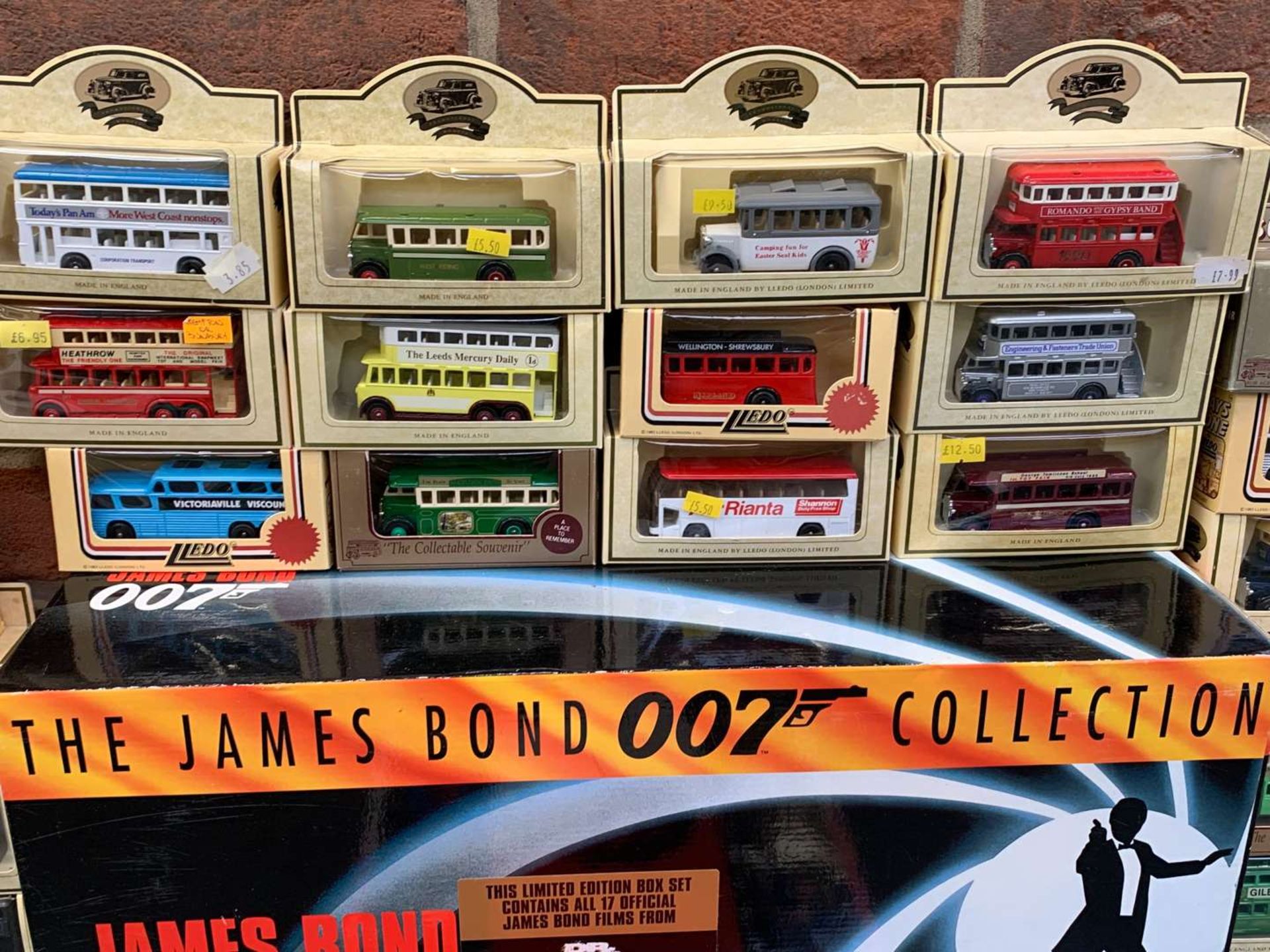 Quantity Die Cast Days Gone Buses and James Bond Boxed Set, Calendars Etc - Image 4 of 6