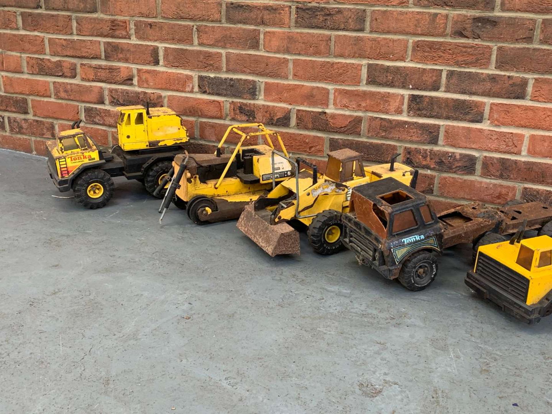 Assorted Play Worn Tonka Trucks - Image 3 of 4