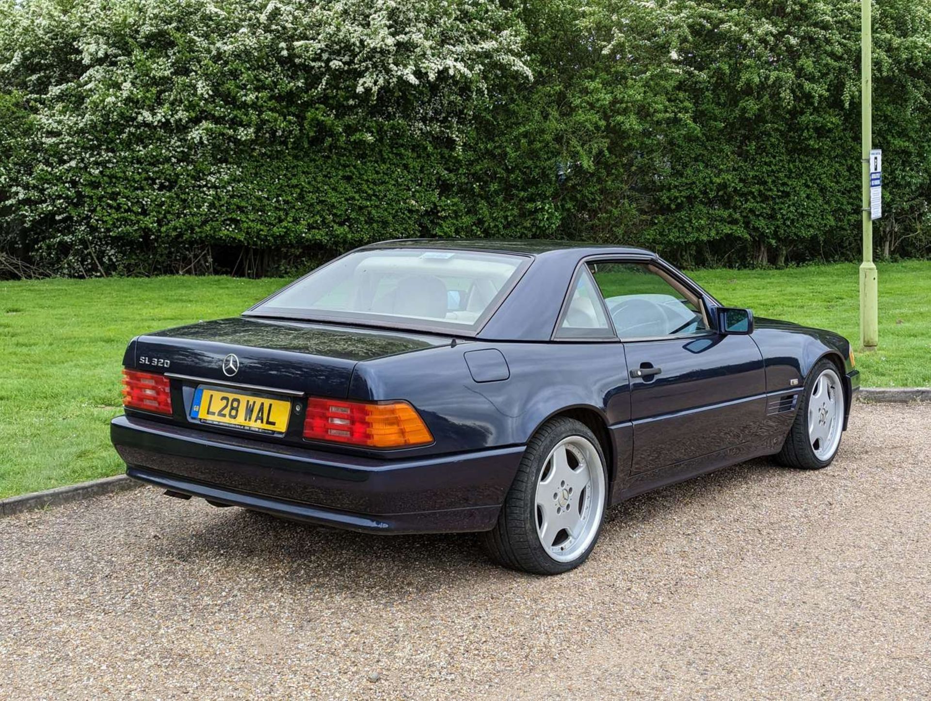 1995 MERCEDES R129 SL320 AUTO - Image 12 of 53