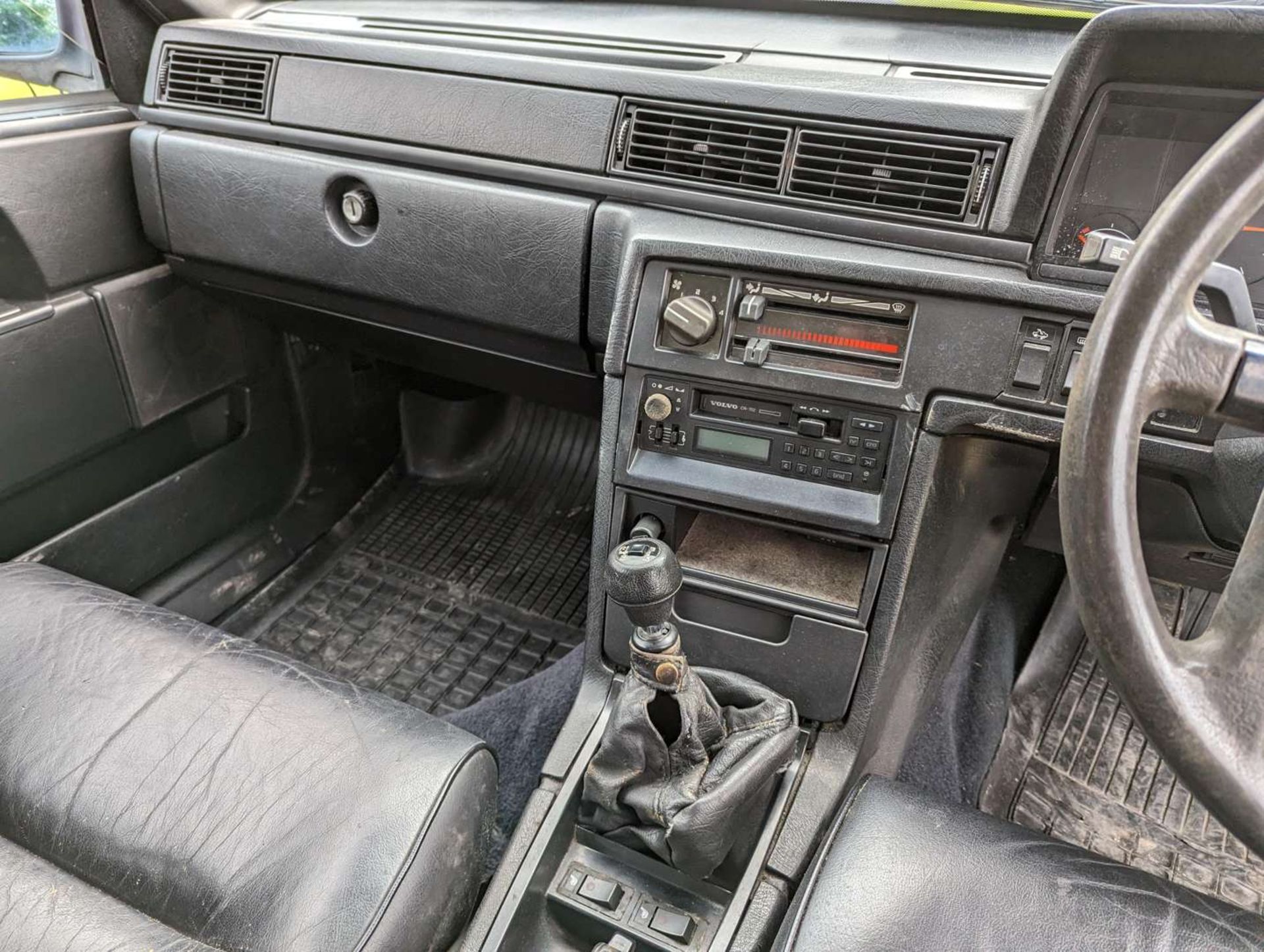 1988 VOLVO 740 GLE - Image 20 of 30