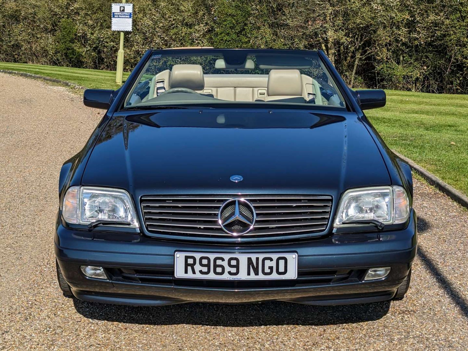 1998 MERCEDES R129 SL 320 AUTO - Image 2 of 26