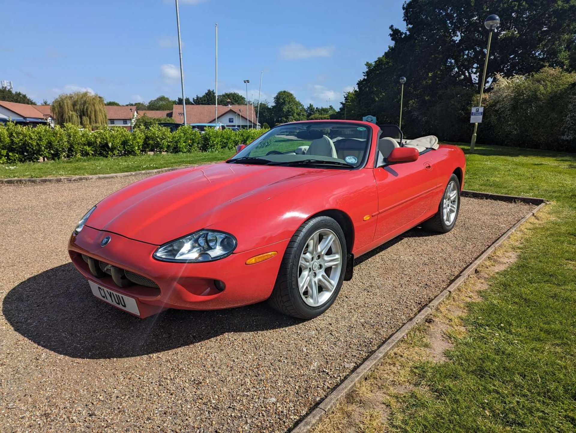 1999 JAGUAR XK8 4.0 CONVERTIBLE AUTO