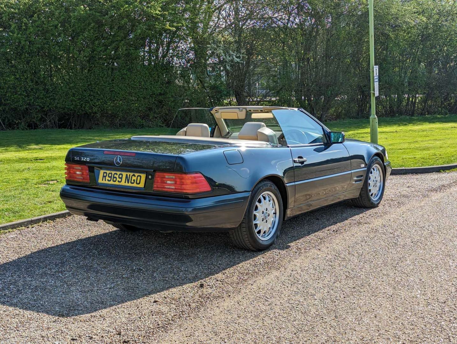 1998 MERCEDES R129 SL 320 AUTO - Image 7 of 26