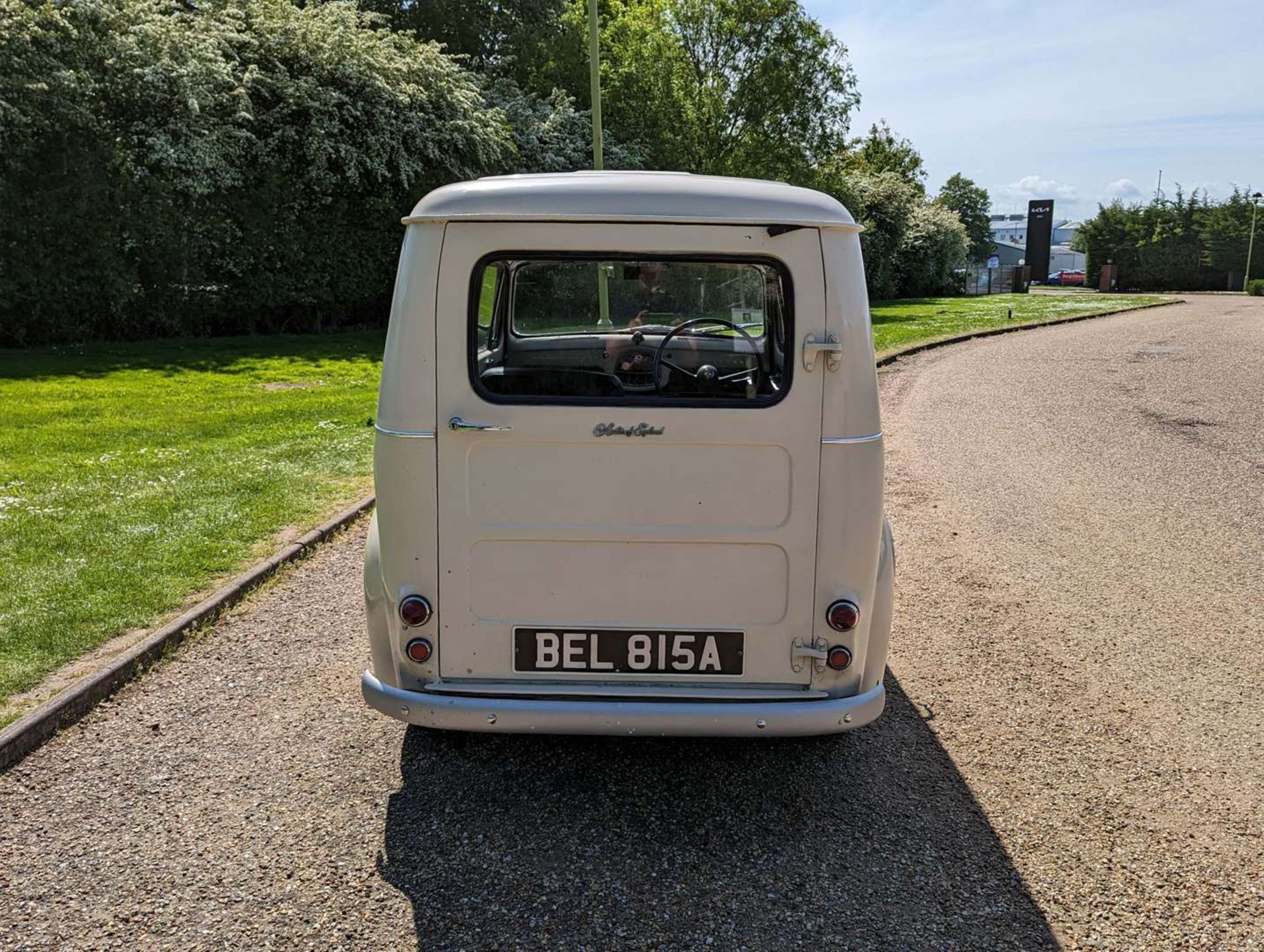 1962 AUSTIN A35 VAN - Image 6 of 30