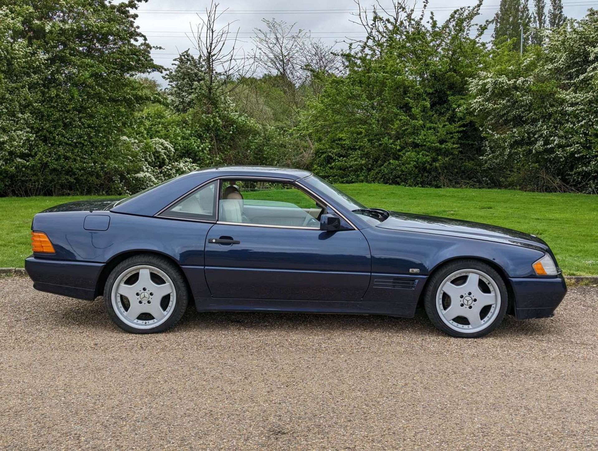 1995 MERCEDES R129 SL320 AUTO - Image 17 of 53