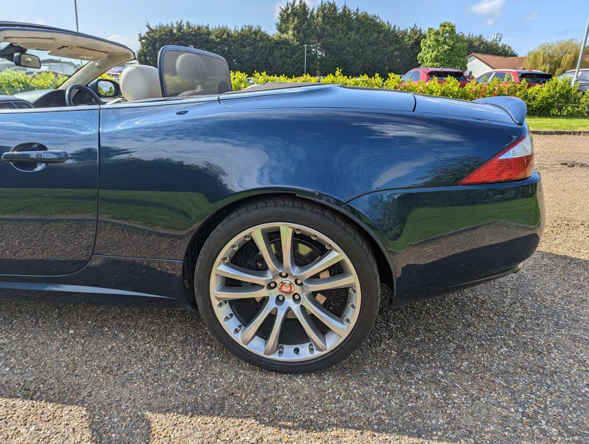 2007 JAGUAR XKR 4.2 CONVERTIBLE AUTO - Bild 6 aus 36