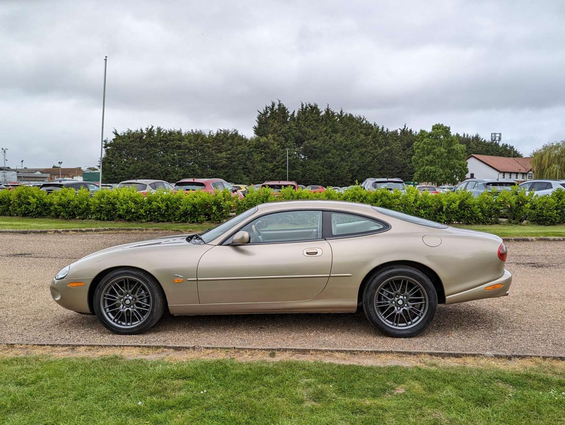 1998 JAGUAR XK8 4.0 COUPE AUTO - Image 4 of 30