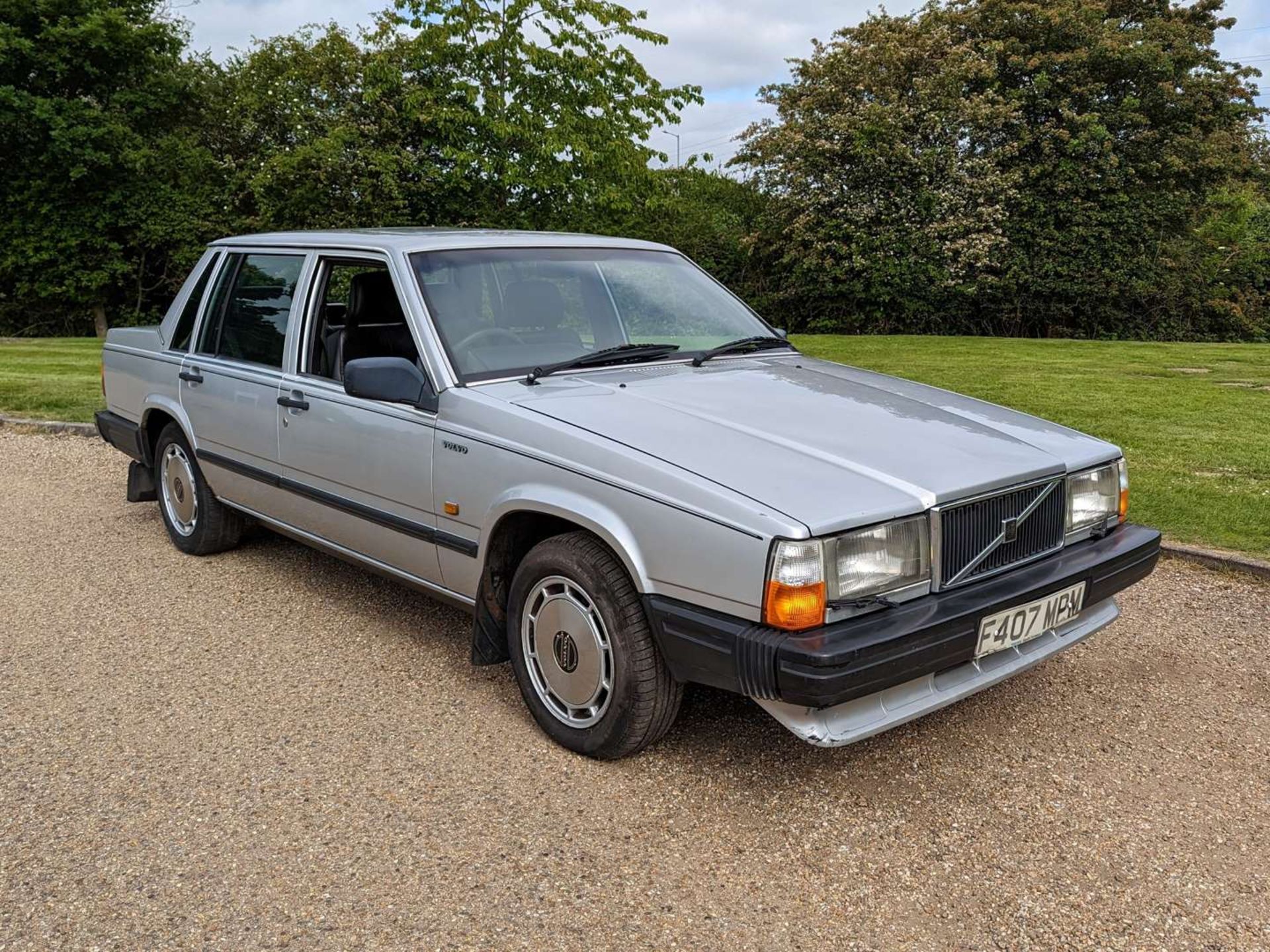 1988 VOLVO 740 GLE