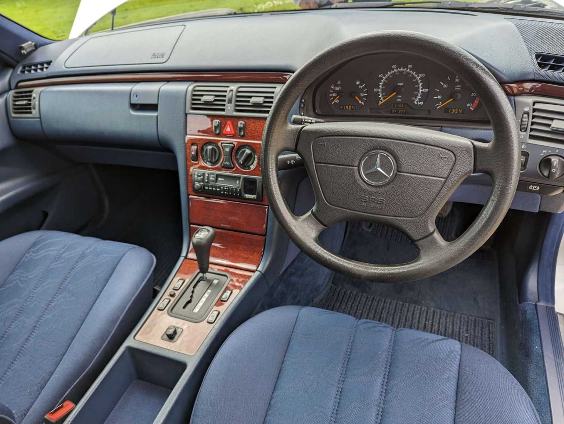 1995 MERCEDES E250D CLASSIC AUTO - Image 36 of 60