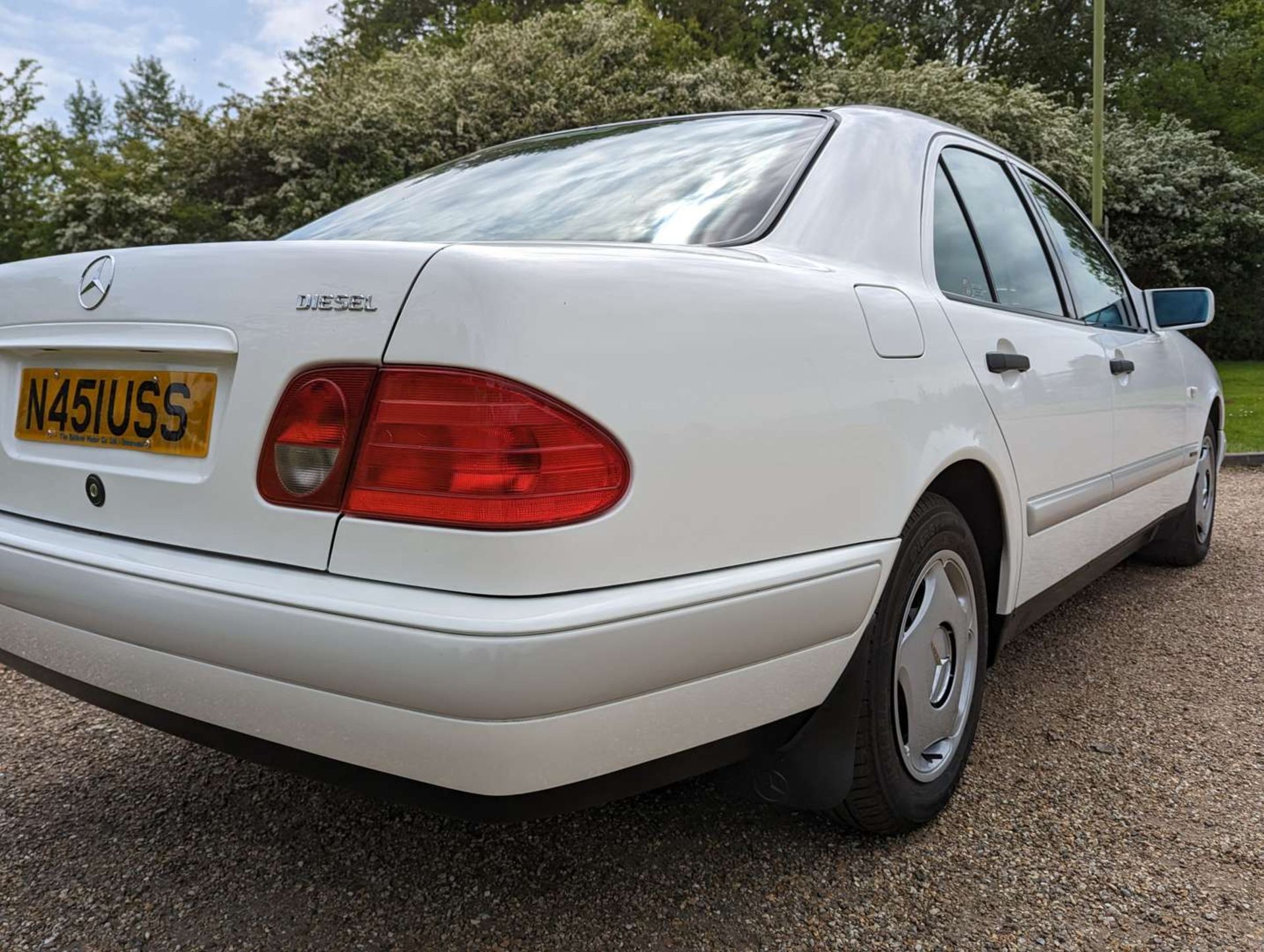 1995 MERCEDES E250D CLASSIC AUTO - Image 19 of 60