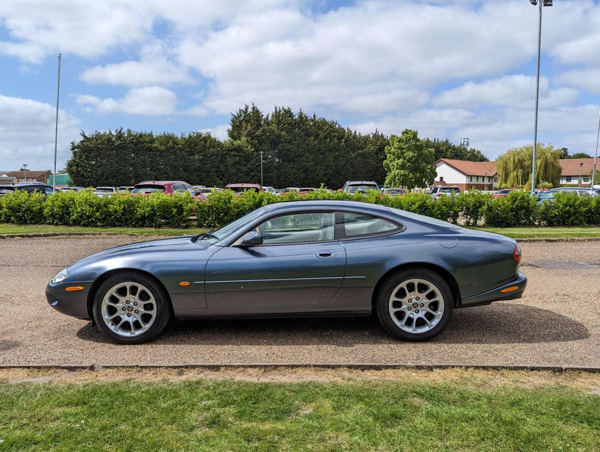 1996 JAGUAR XK8 4.0 COUPE AUTO - Image 4 of 30