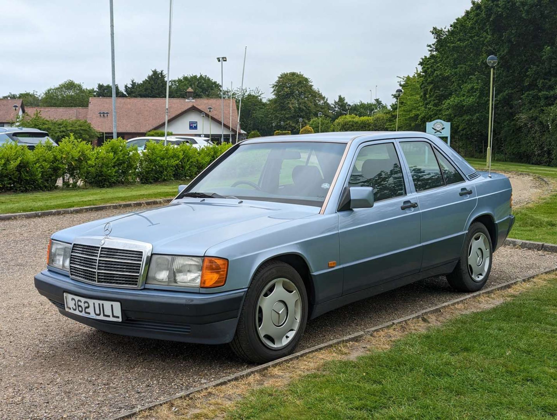 1993 MERCEDES 190E 2.0 AUTO - Image 3 of 26