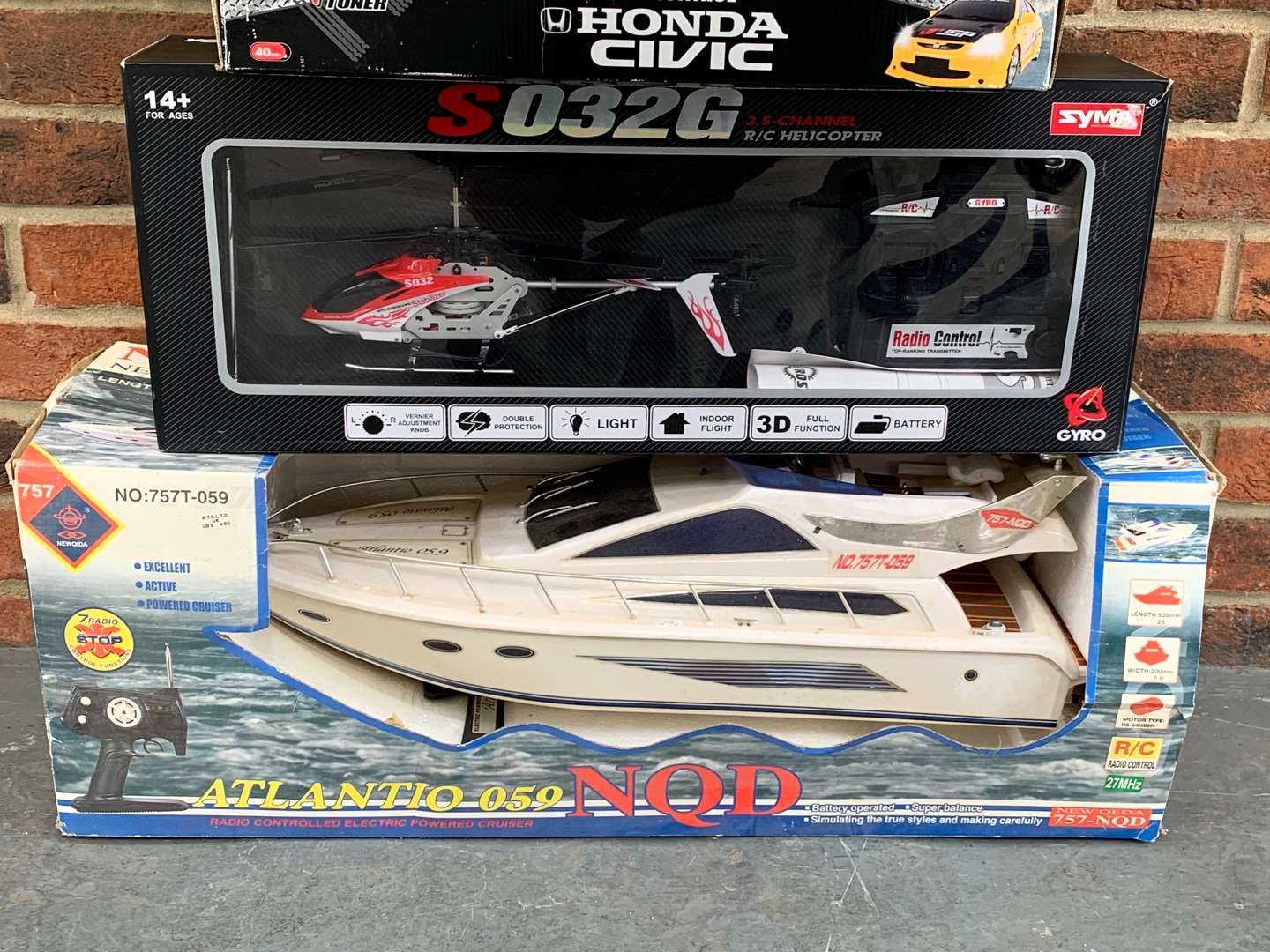Four Boxed Remote Controlled Car, Boat and Helicopters (4) - Image 3 of 3