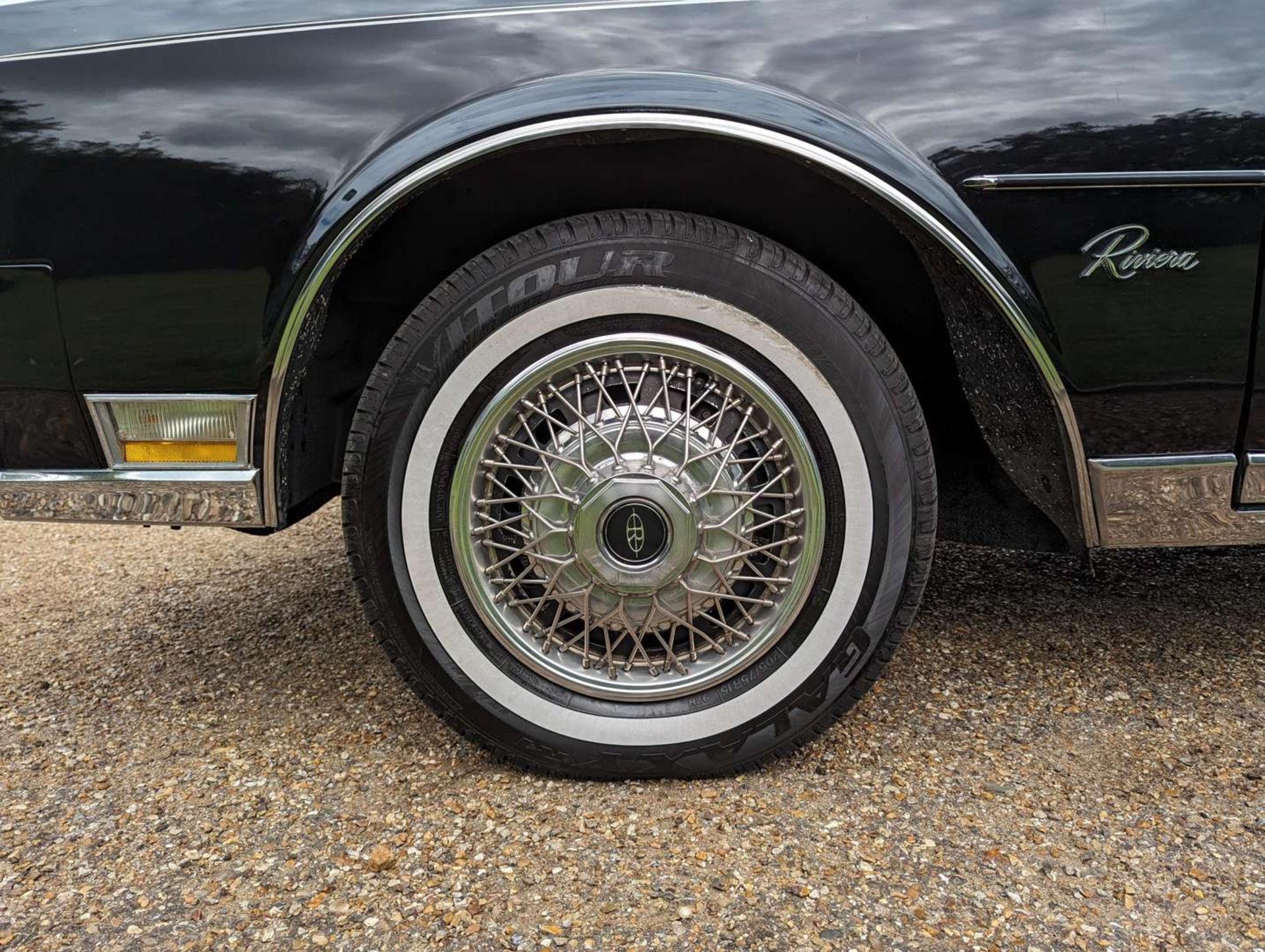 1985 BUICK RIVIERA LHD - Image 13 of 30