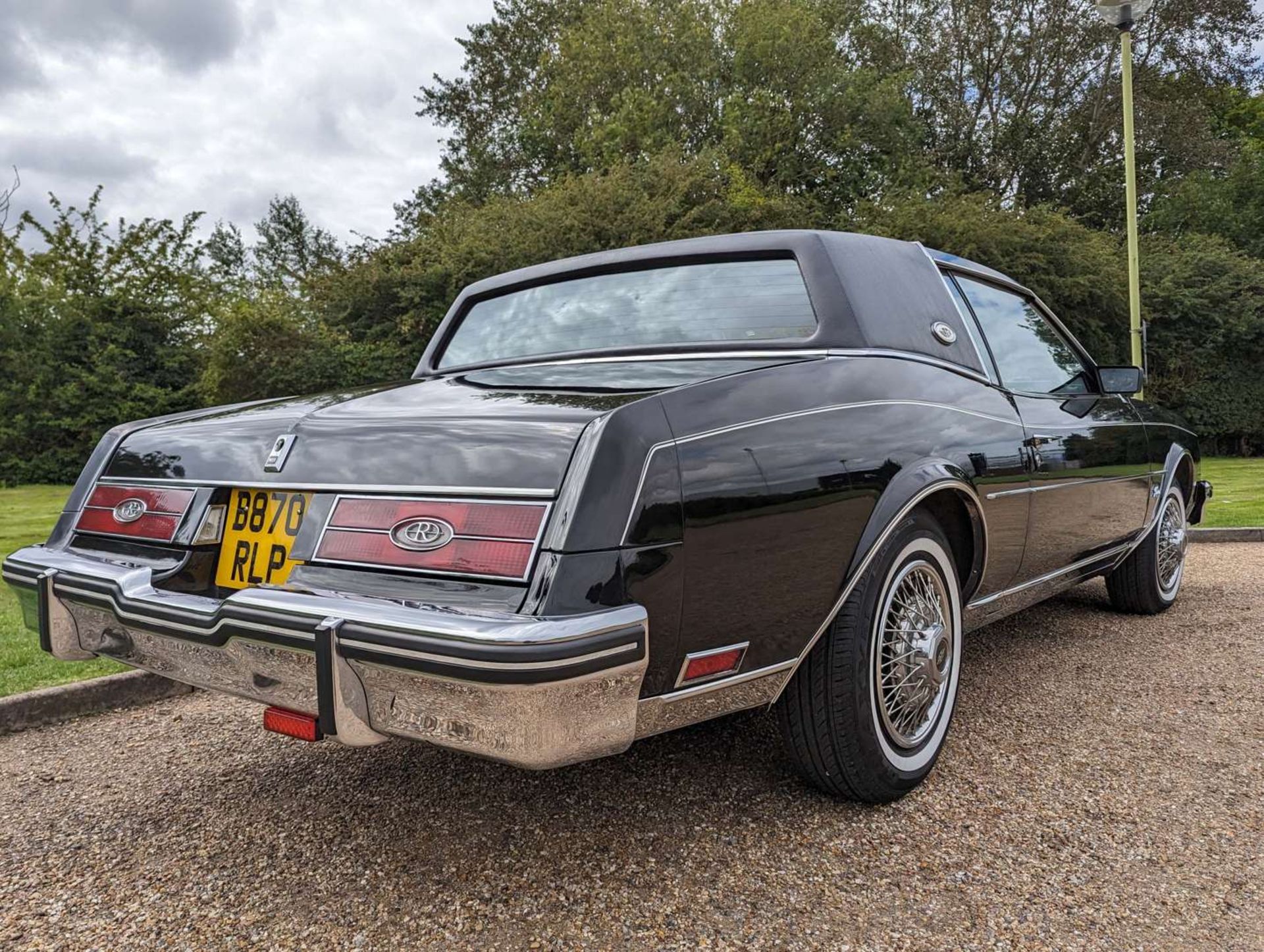 1985 BUICK RIVIERA LHD - Image 10 of 30