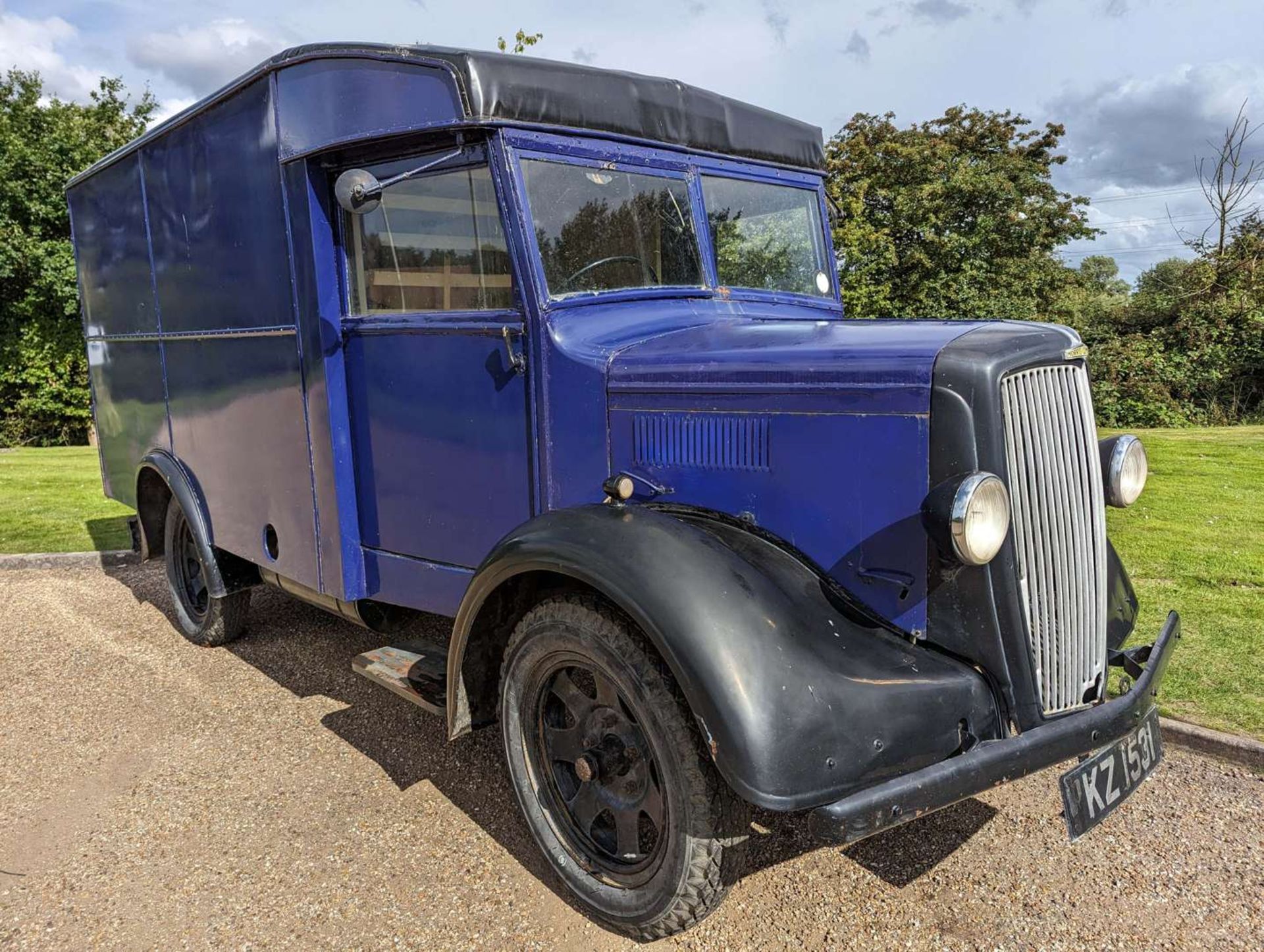 1948 MORRIS COMMERCIAL VAN - Image 9 of 30