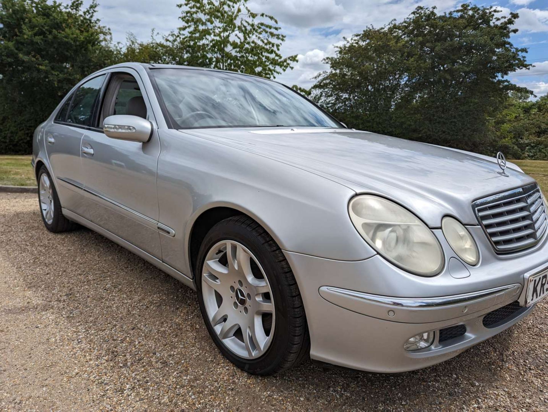 2002 MERCEDES E500 AUTO - Image 9 of 30