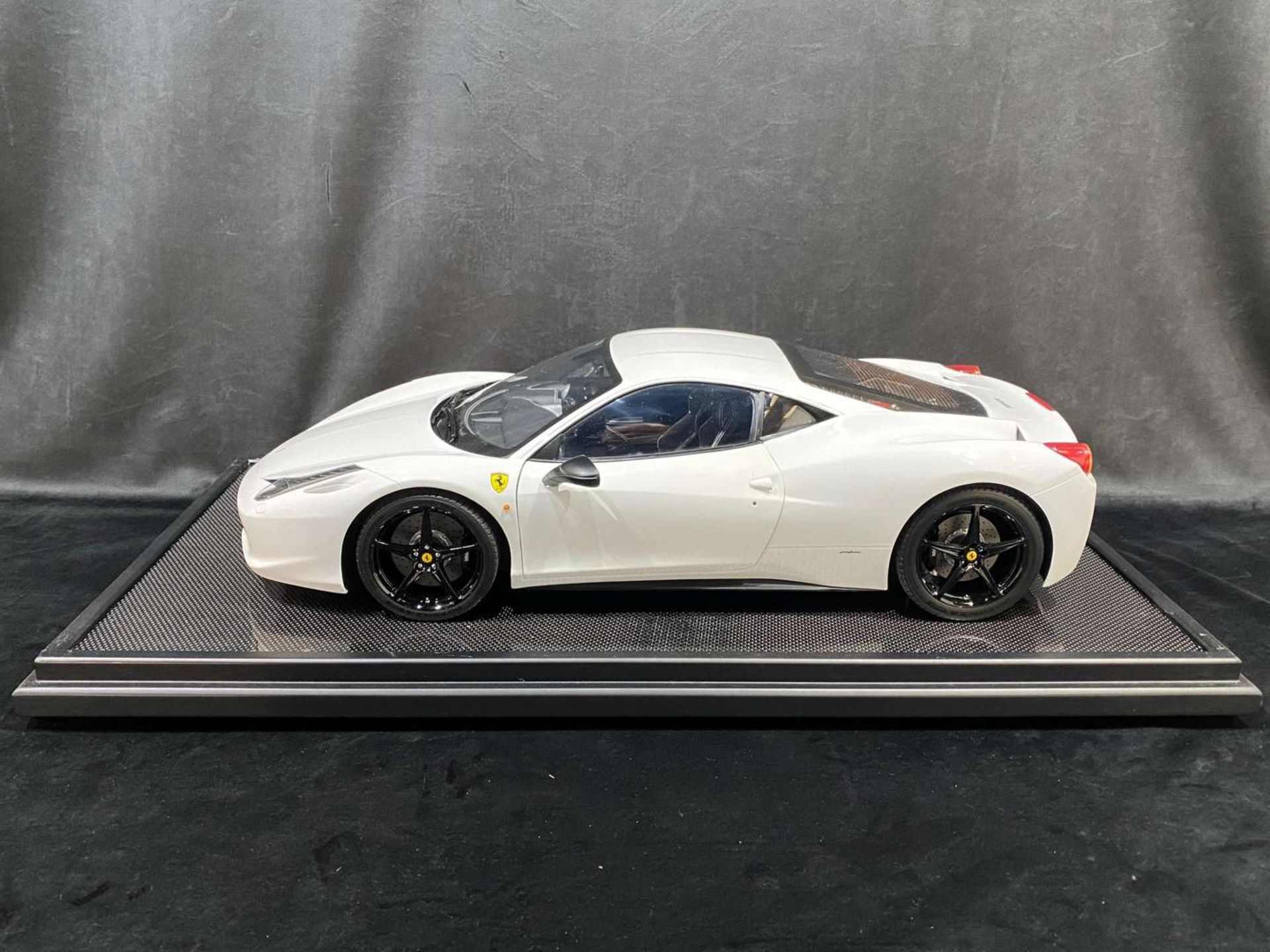 Amalgam Ferrari 458 Italia model - Image 6 of 9