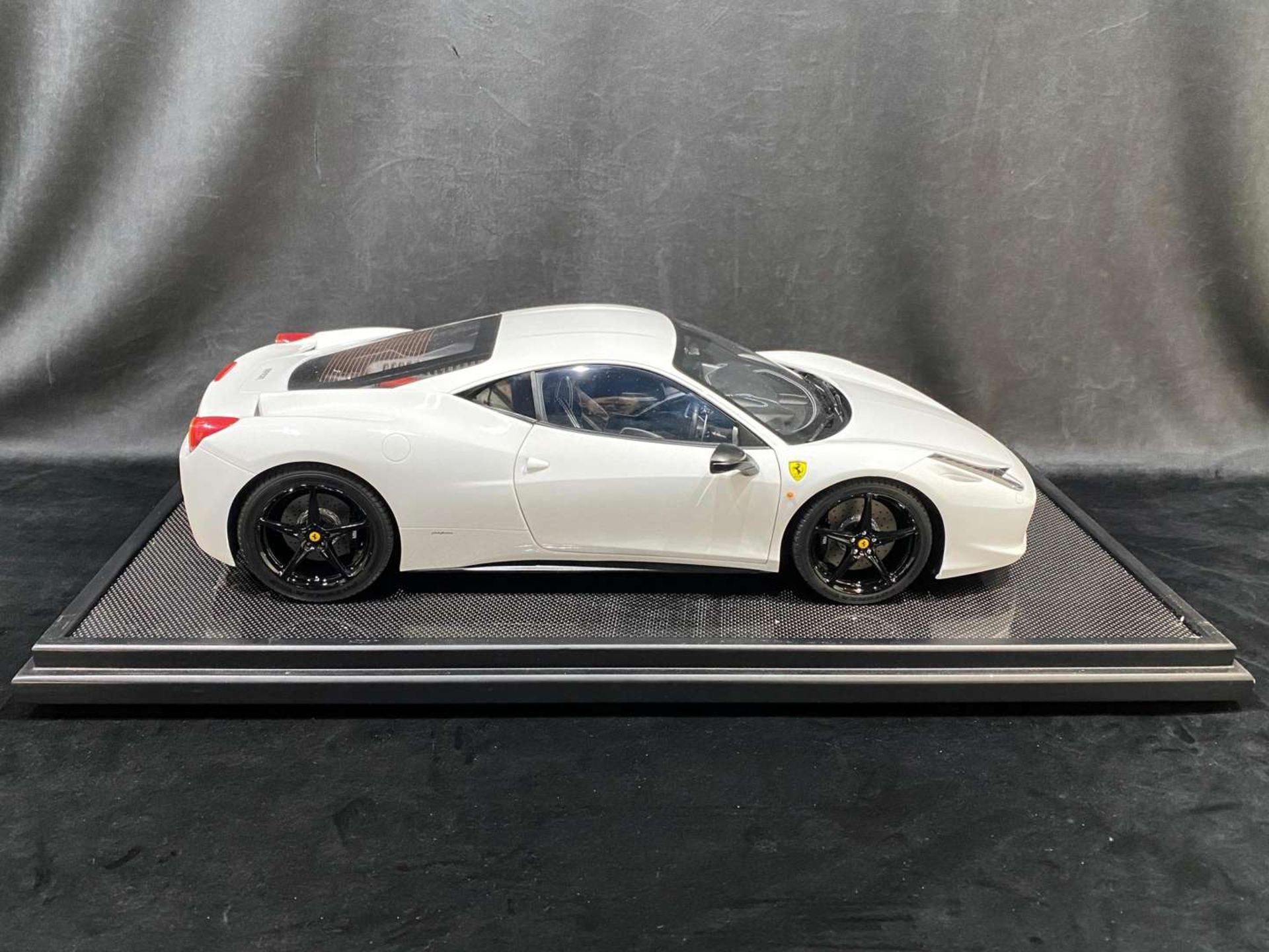 Amalgam Ferrari 458 Italia model - Image 5 of 9